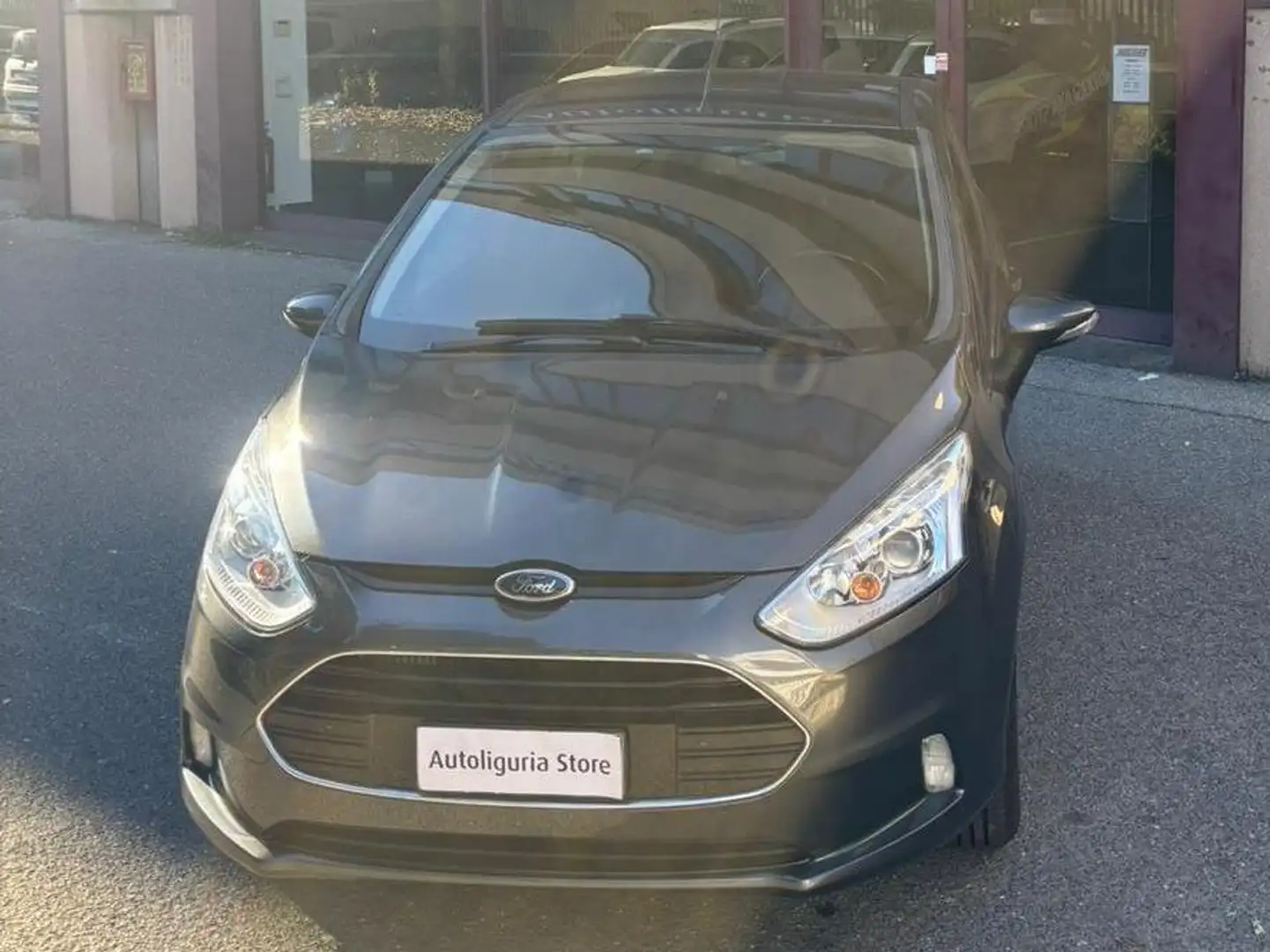 Ford B-Max B-Max 1.5 tdci Titanium 95cv Gris - 2