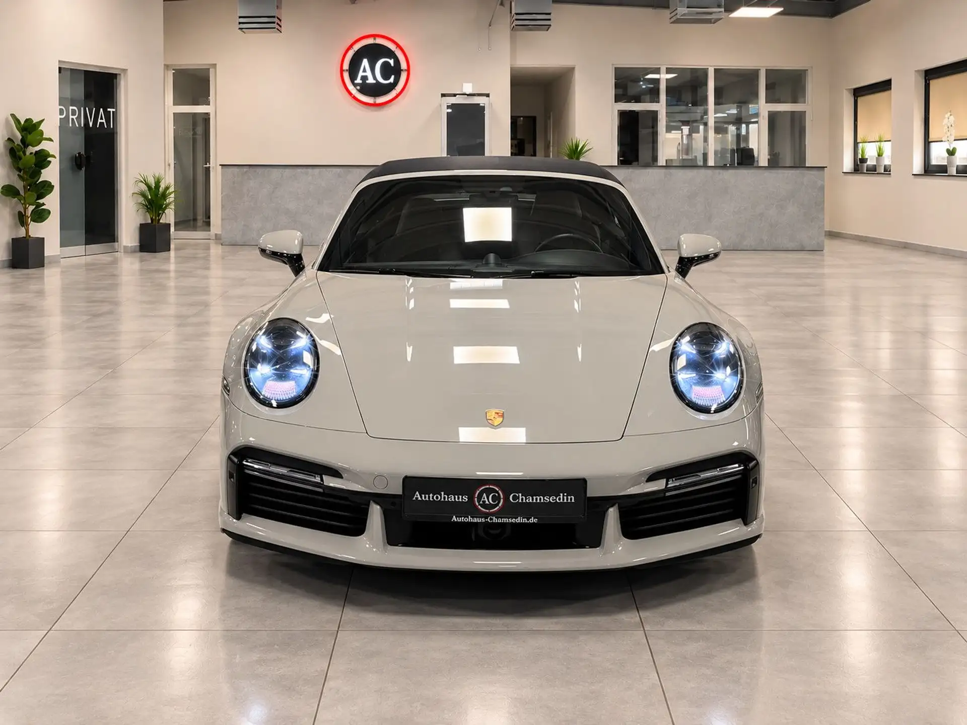 포르쉐 911 Turbo S Cabriolet 2020 회색 사진 1
