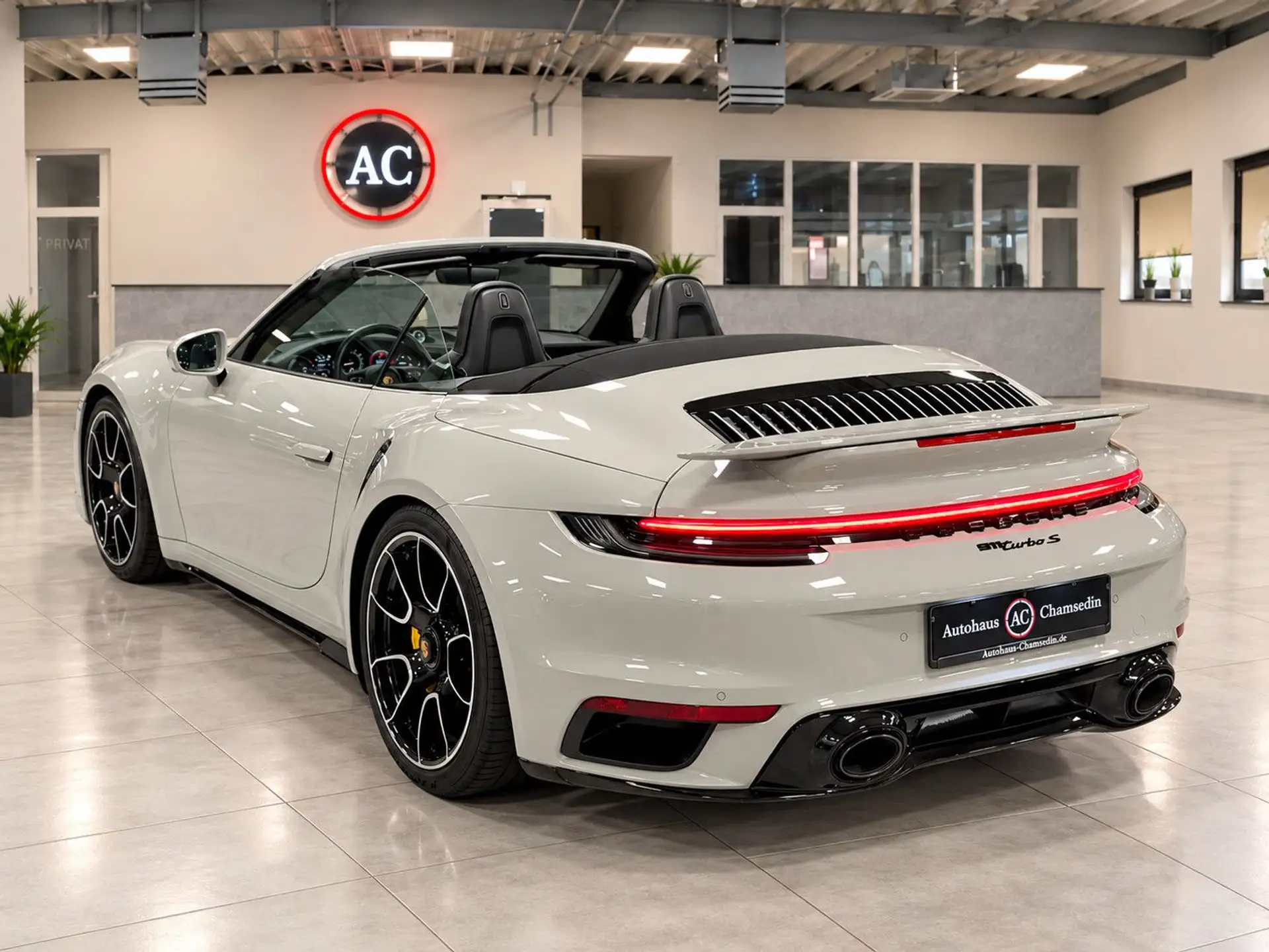 포르쉐 911 Turbo S Cabriolet 2020 회색 사진 7