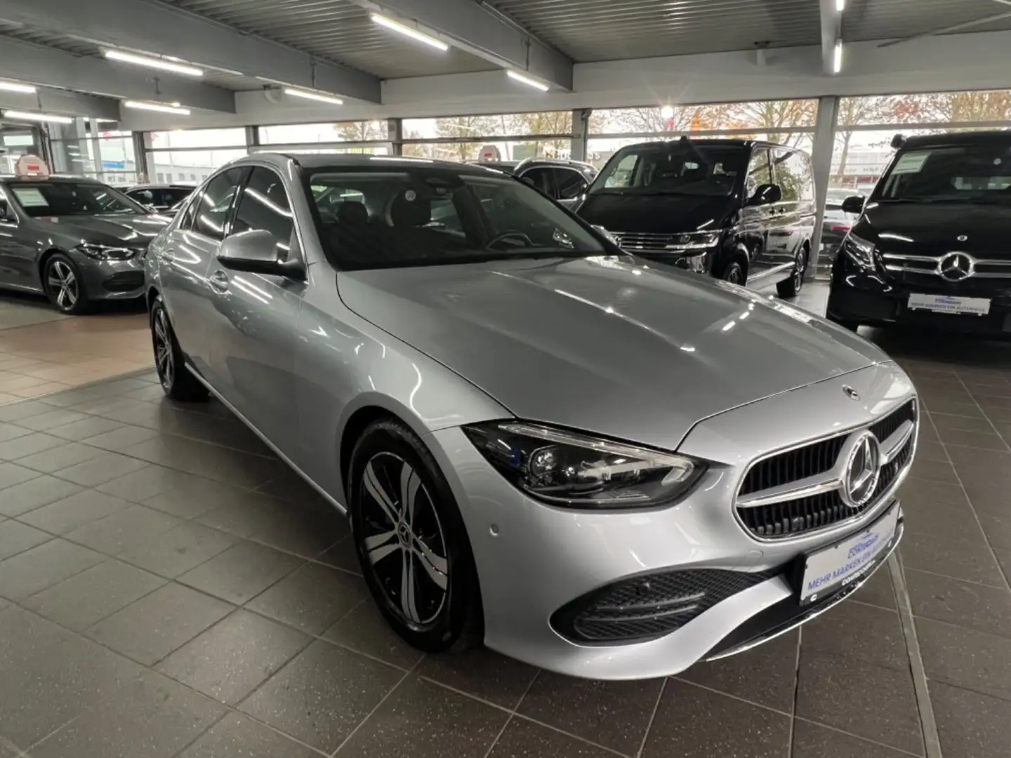 Mercedes-Benz C 200 d Lim. Avantgarde 2xAdvanced+SH+PARK+TOTW Silver - 2