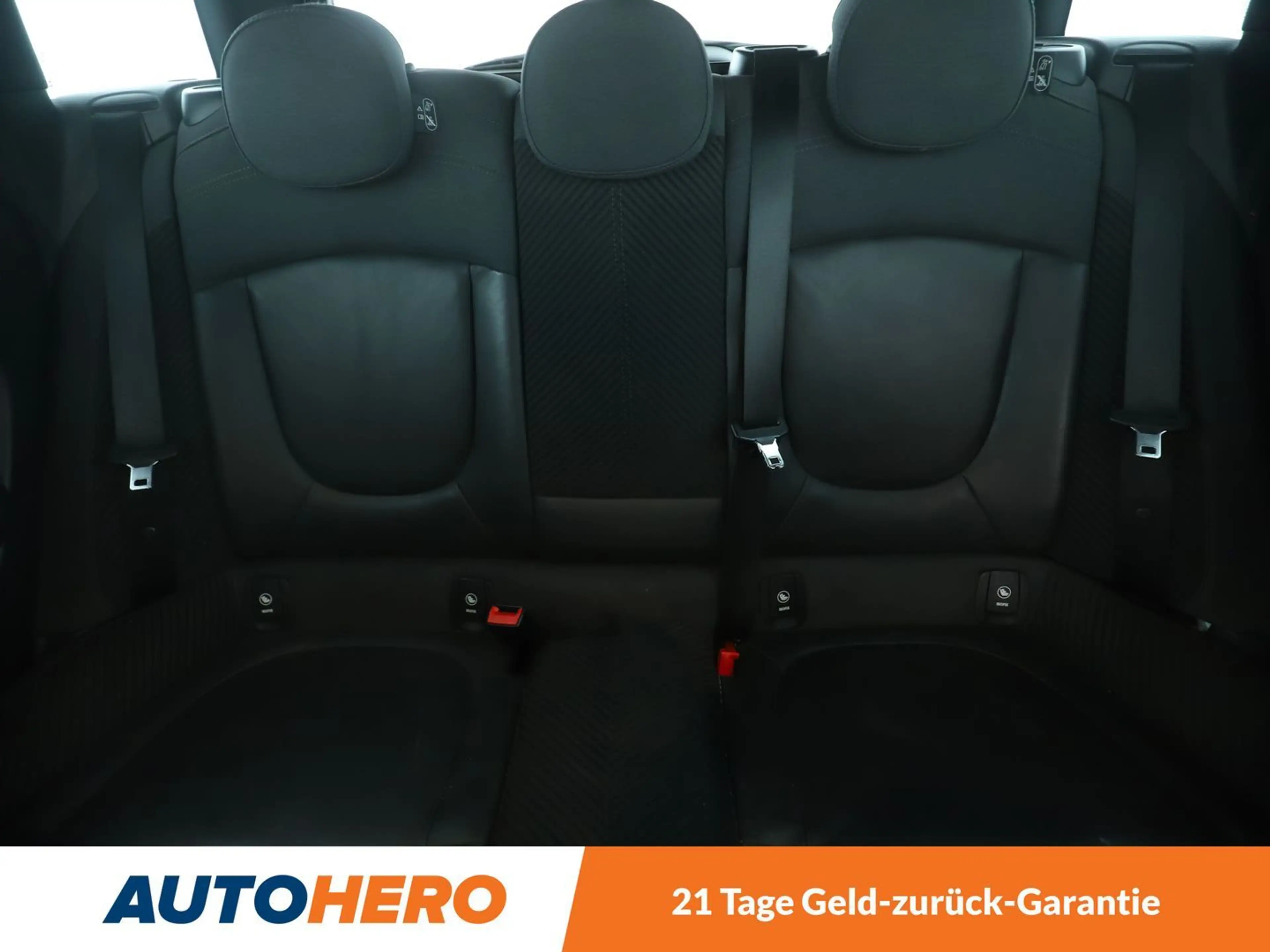 MINI Cooper SD Clubman Cooper SD Aut.*NAVI*TEMPO*CAM*SHZ*PDC* — photo 15