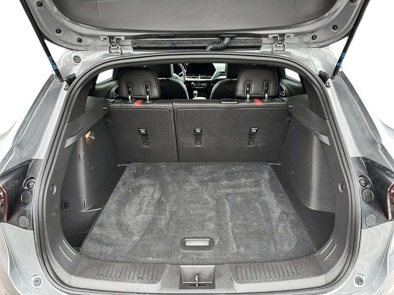 Chevrolet Trax снимка Chevrolet Trax