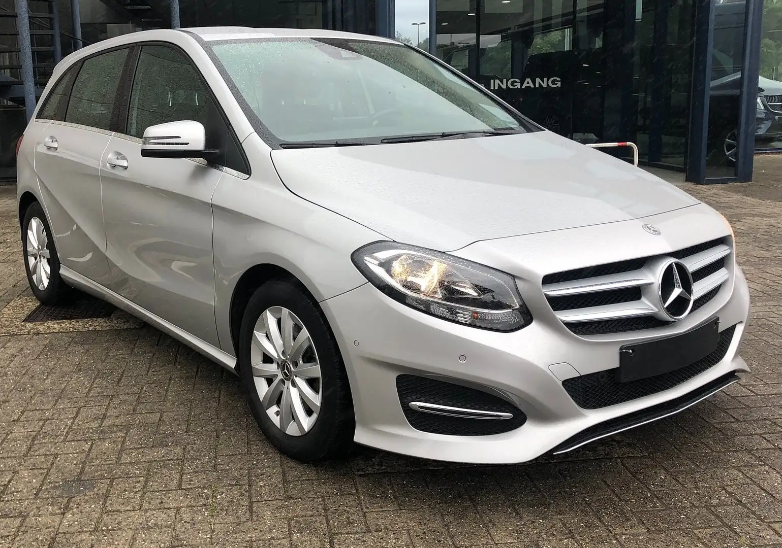 Mercedes-Benz B 180 Camera | navi | dodehoek assist | spoor assist Argent - 1