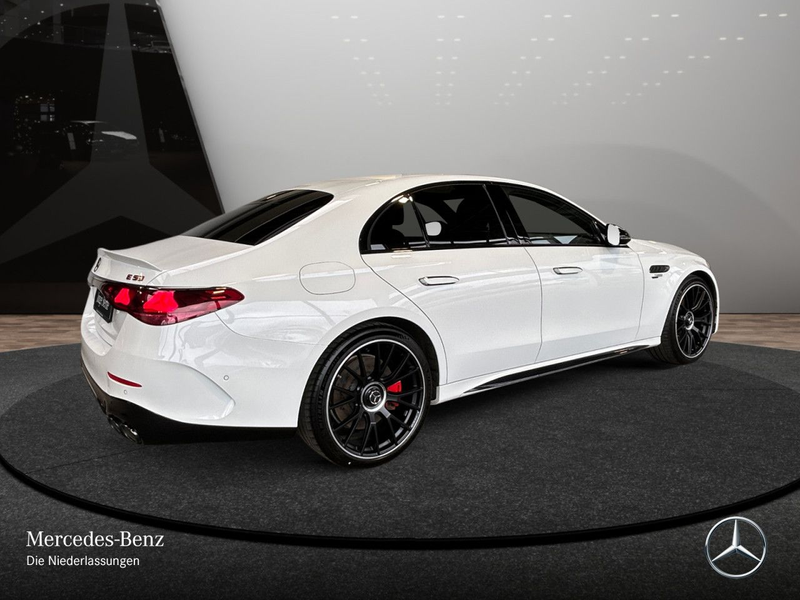Mercedes-Benz E 53 AMG 4M Hybrid Driversp 360° Distr. Night PTS — photo 8