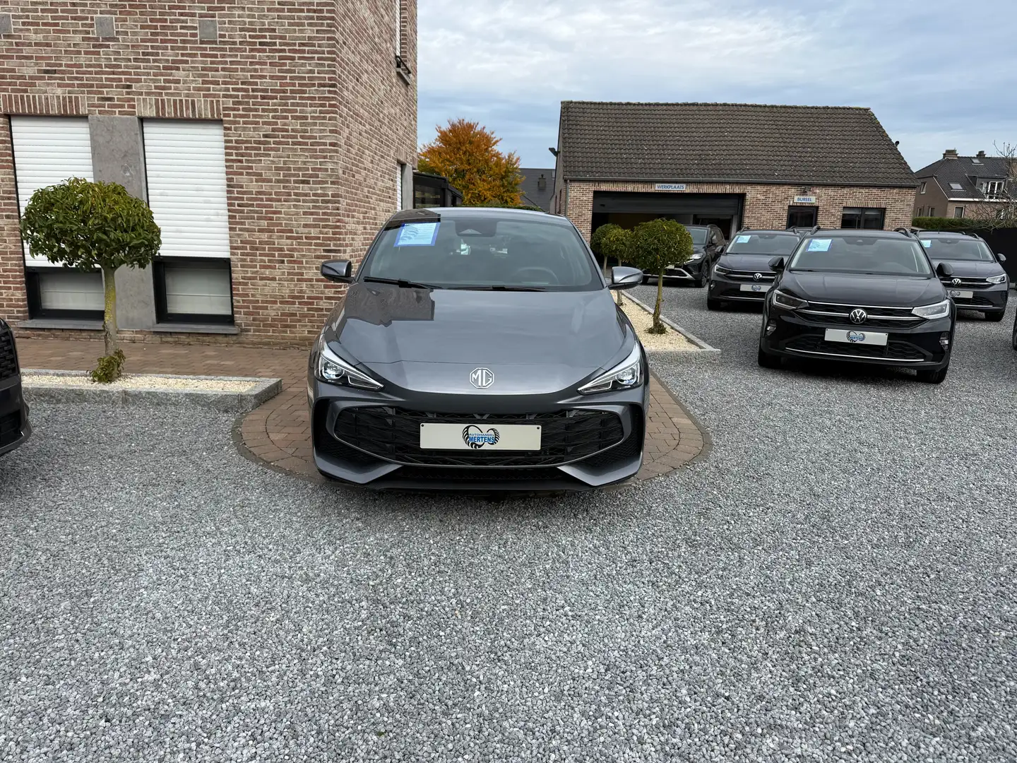 MG MG3 1.5i 115PK Comfort 7J/GARANTIE NIEUW 0KM Gris - 2