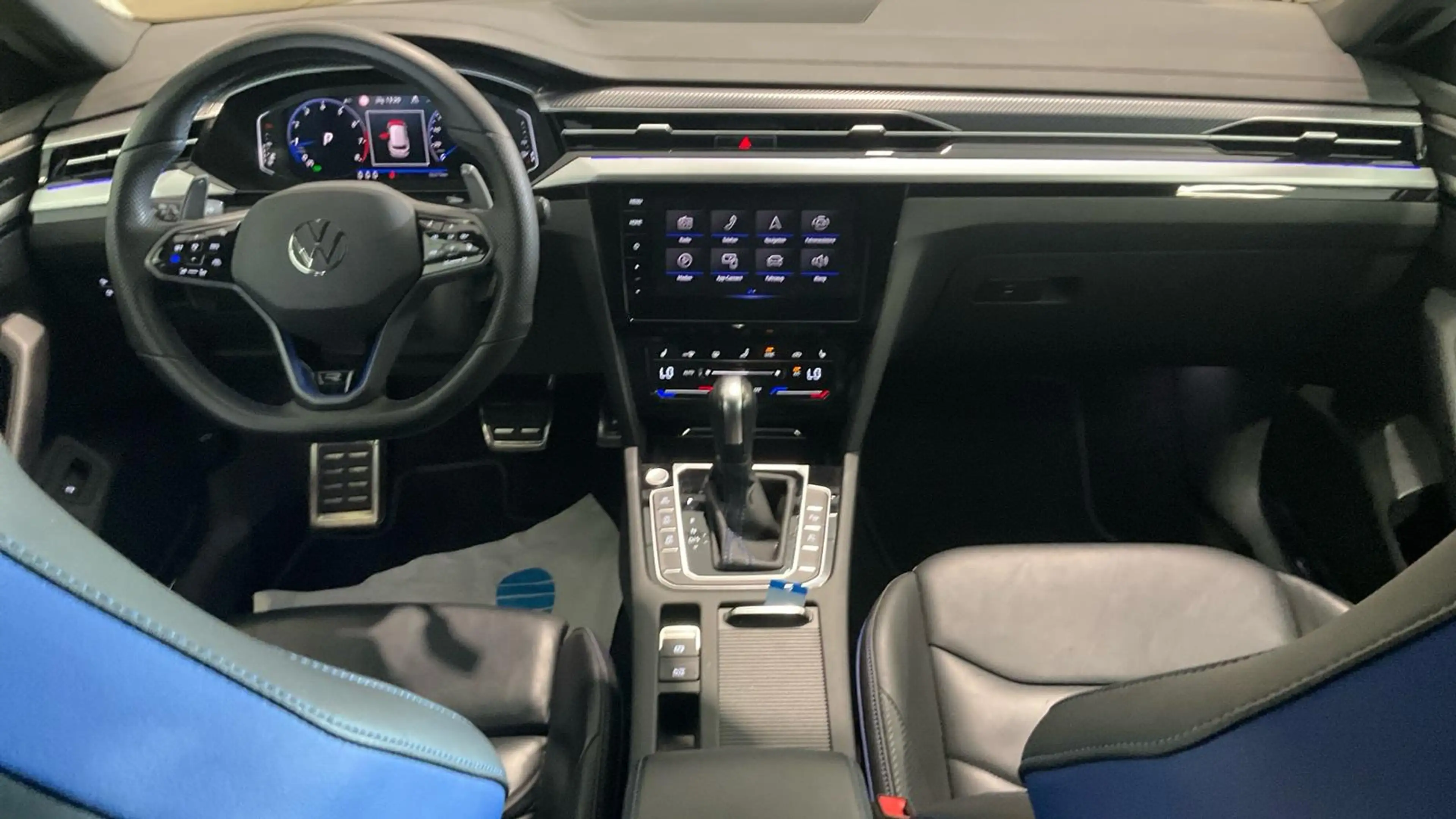 Volkswagen Arteon 2.0 TSI ACC MATRIX 360° AHK HARMAN LEDER — photo 8