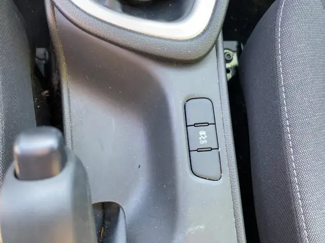 Toyota Yaris view 19