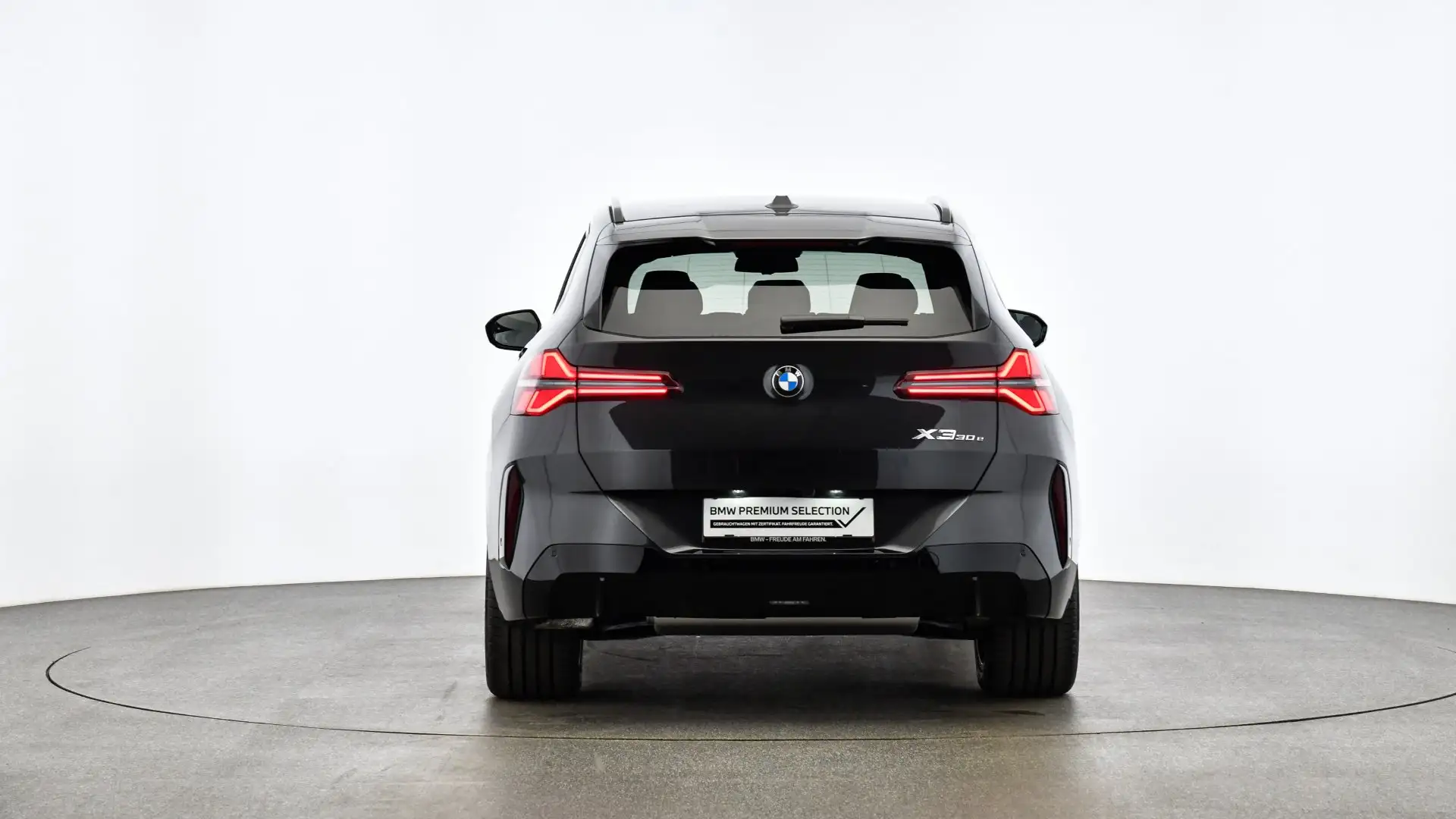 BMW X3 30e xDrive Grau - 2