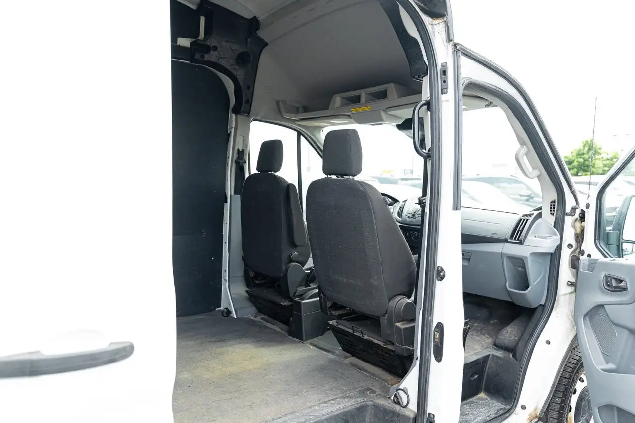 Ford Transit снимка Ford Transit