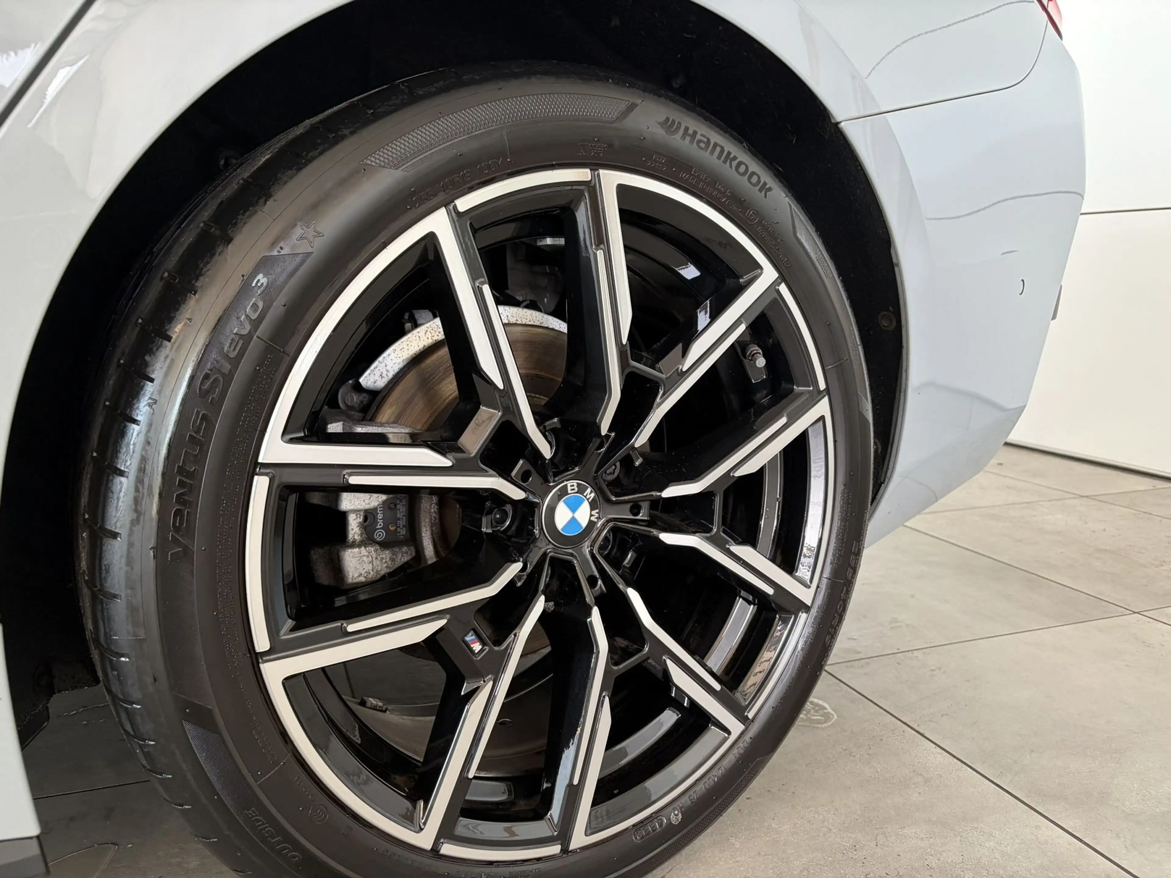 BMW M4 M pack / Carplay & Android auto / Camera / Sfeerverlichting / — photo 5