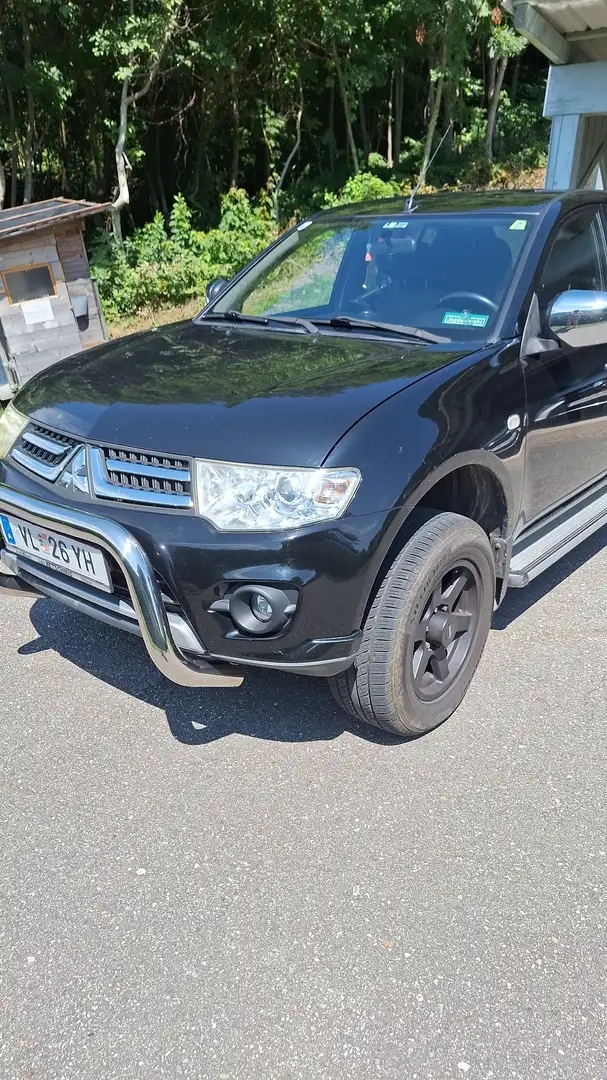 Mitsubishi L200 Schwarz - 1