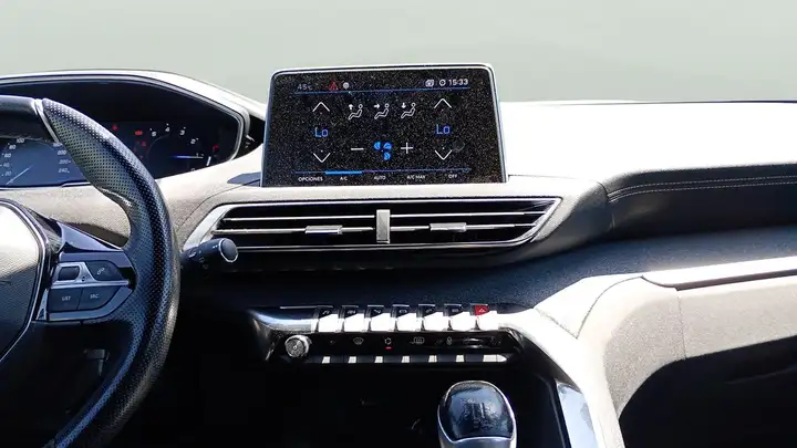 Peugeot 3008 1.2 S&S Pure Tech GT-Line 2019, foto 10