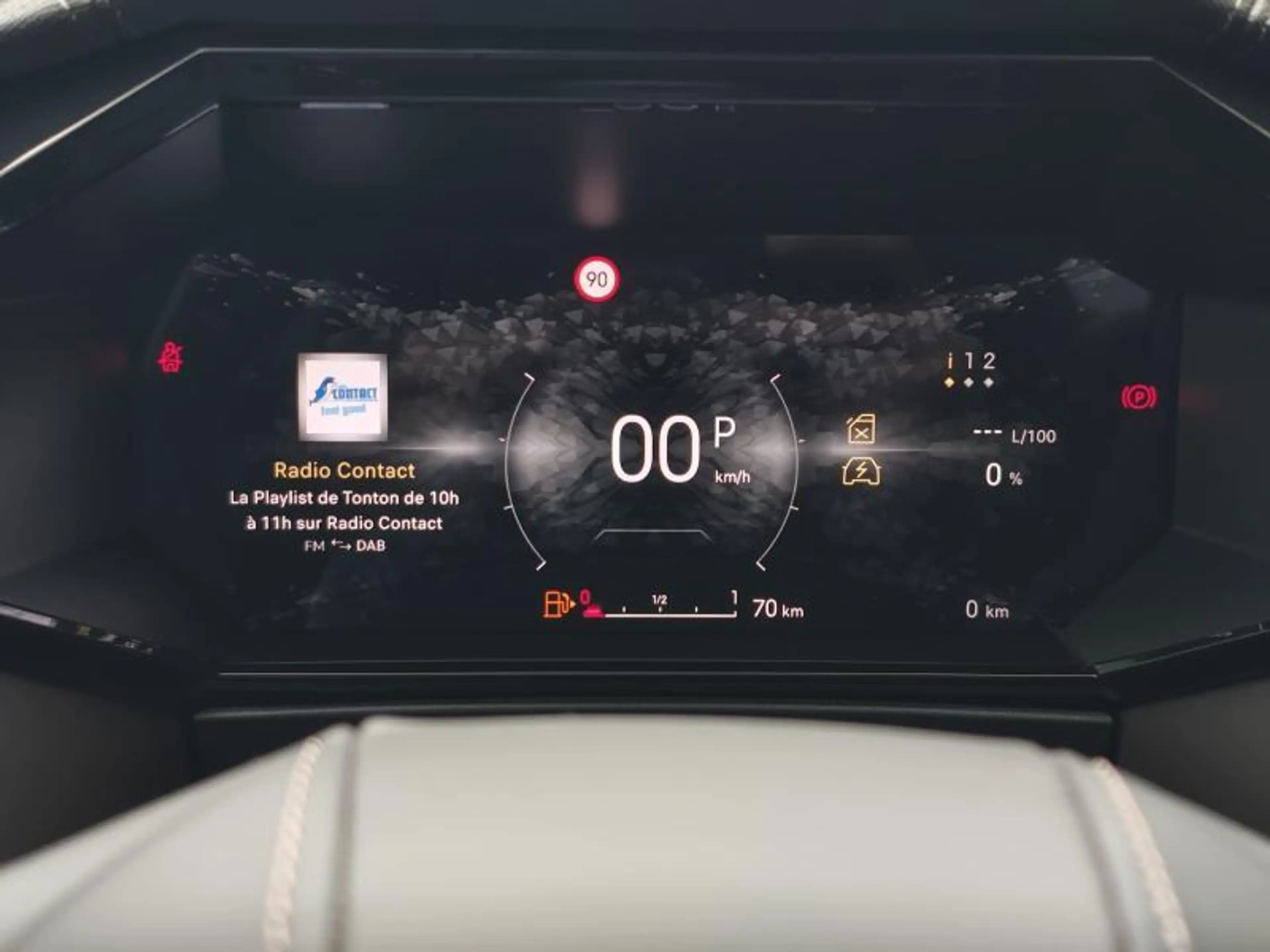 DS Automobiles N°4 HYBRID ETOILE NAPPA — photo 12