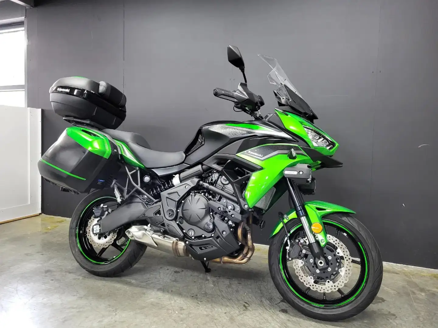 Kawasaki Versys 650 GT - 1