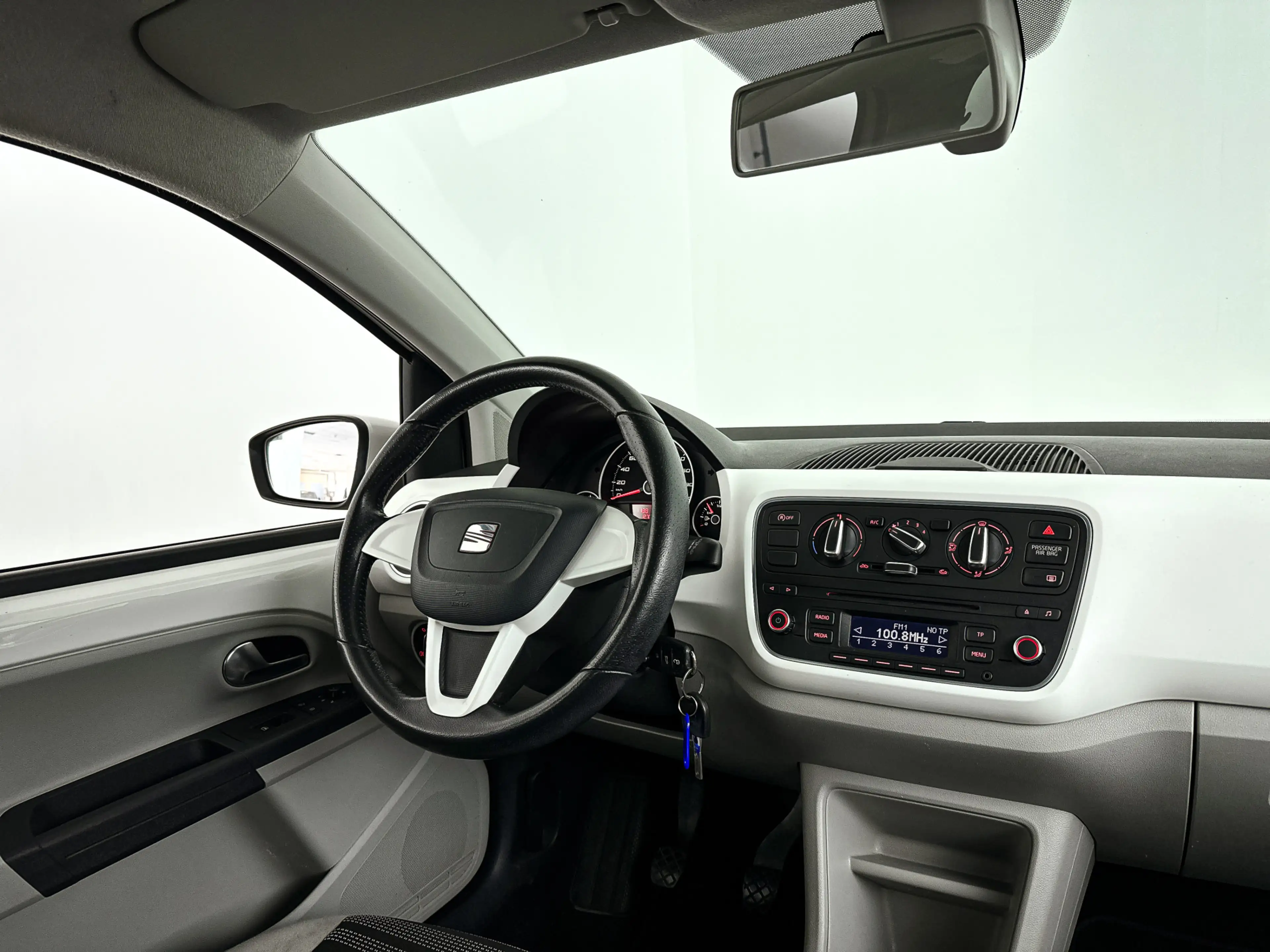 SEAT Mii 1.0 Style Chic | Airco | 5 deurs | Radio — photo 3