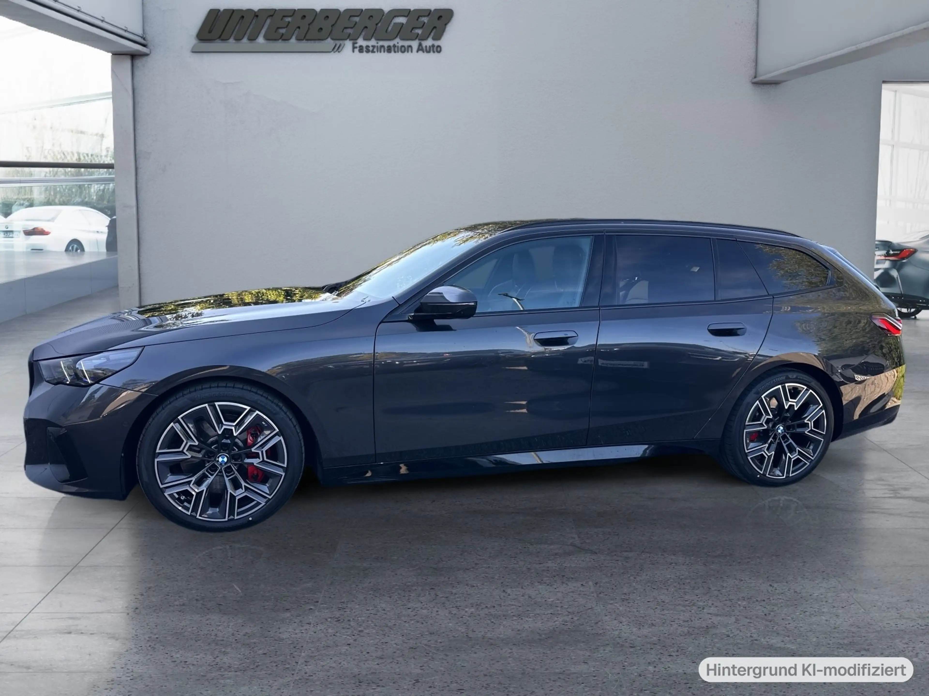 BMW 540 d xDrive Touring M Sport PRO Sitzbelüftung AHK Ico — photo 3