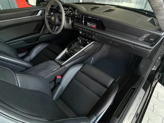 Porsche 992 911 Carrera 4 APPROVED, Optisch + Technisch 1A Ansicht 12