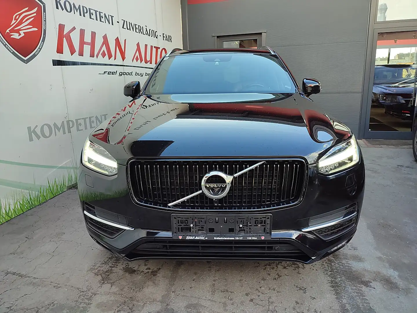 Volvo XC90 D5 AWD Inscription Schwarz - 2