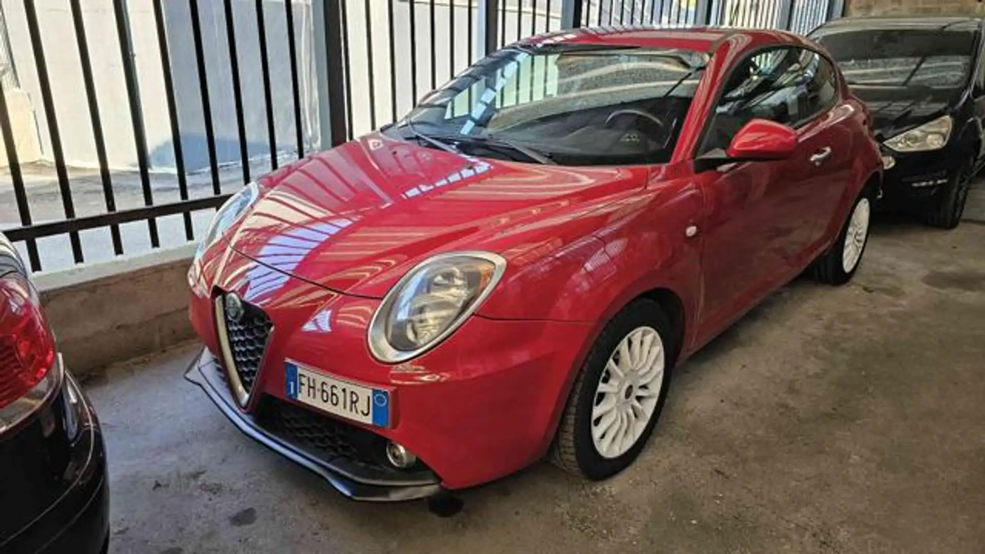 Alfa Romeo MiTo 1.3 JTDm 95 CV S&S Roşu - 1