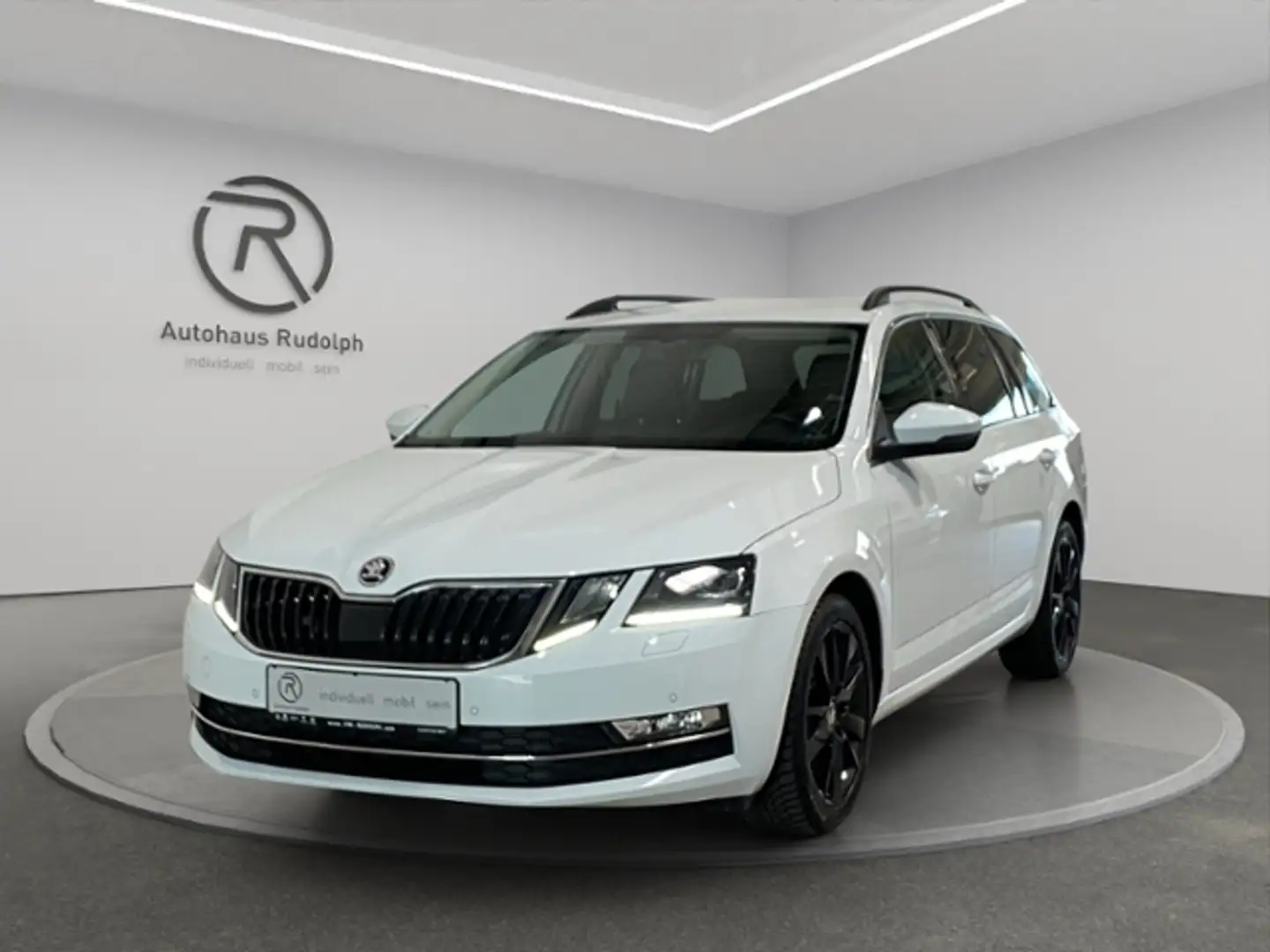 Skoda Octavia Combi 1.4 TSI Style / Navi LED ACC Weiß - 2