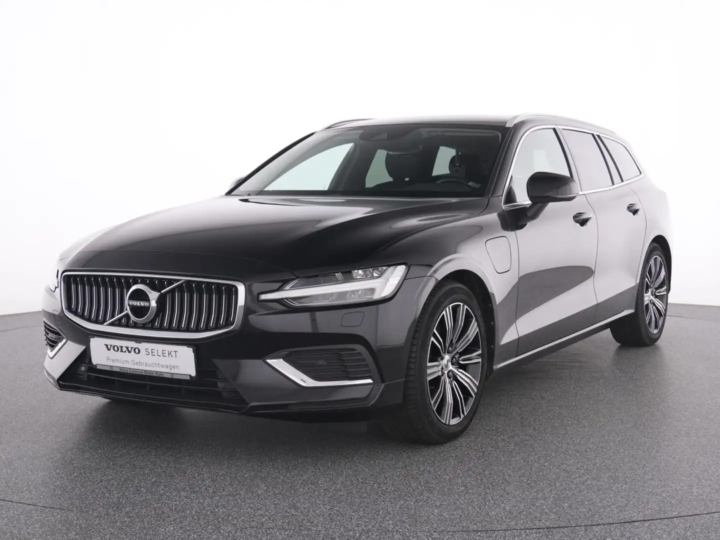 Volvo V60 T6 AWD Inscription+LICHTPAK+MEMORY+LENKRHZ+ Чёрный - 2