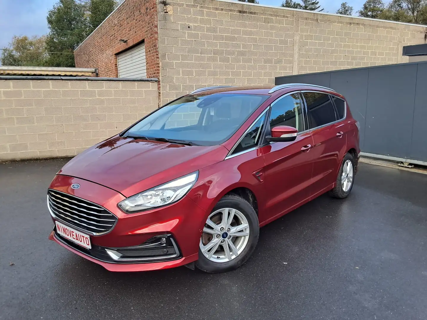 Ford S-Max 2.0 TDCi Titanium(EU6d) CARPLAY CAMERA FUL OPTIE Rouge - 2