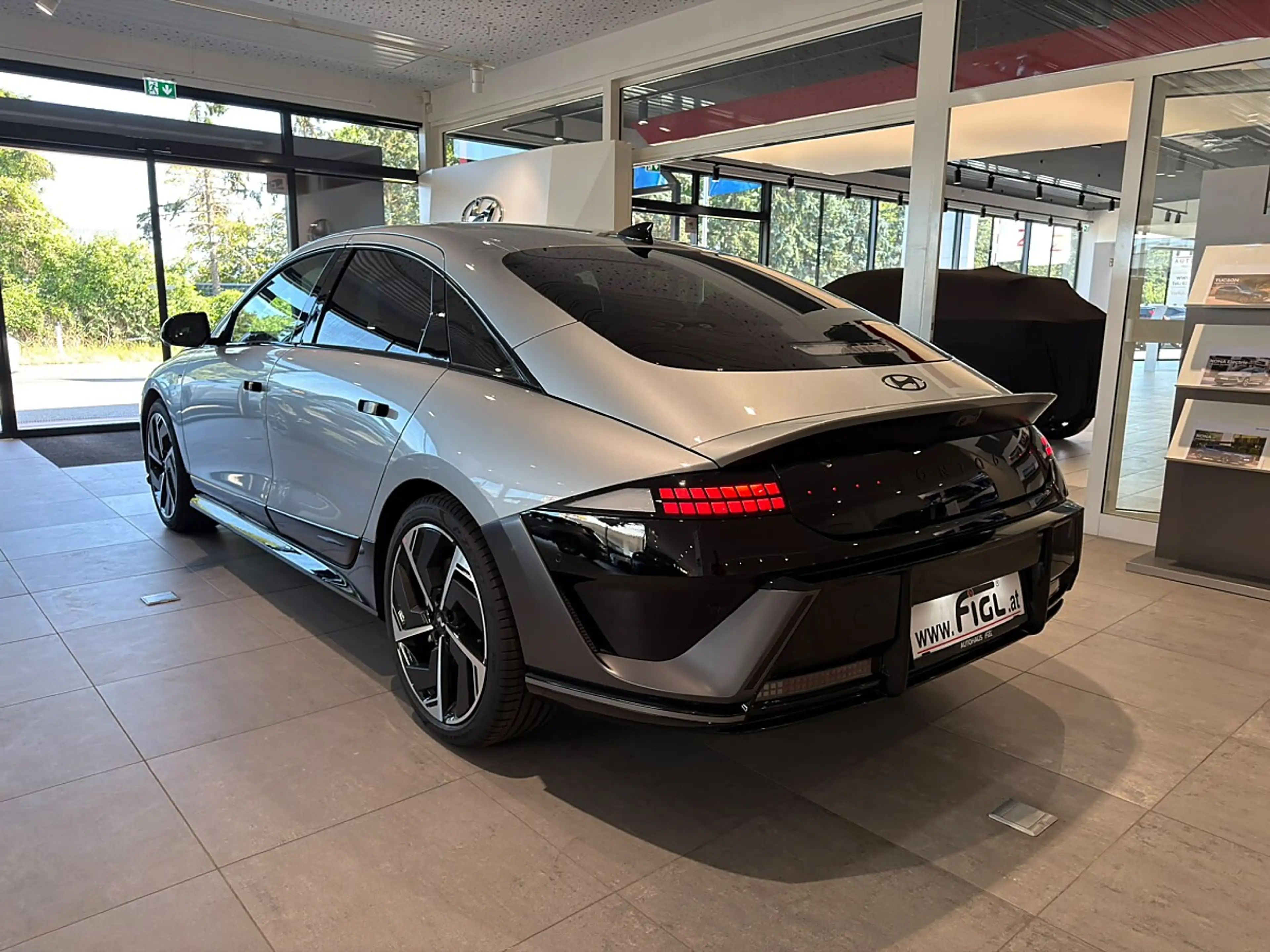 Hyundai IONIQ 6 Ioniq 6 Elektro 84kWh N-Line 4WD — photo 4