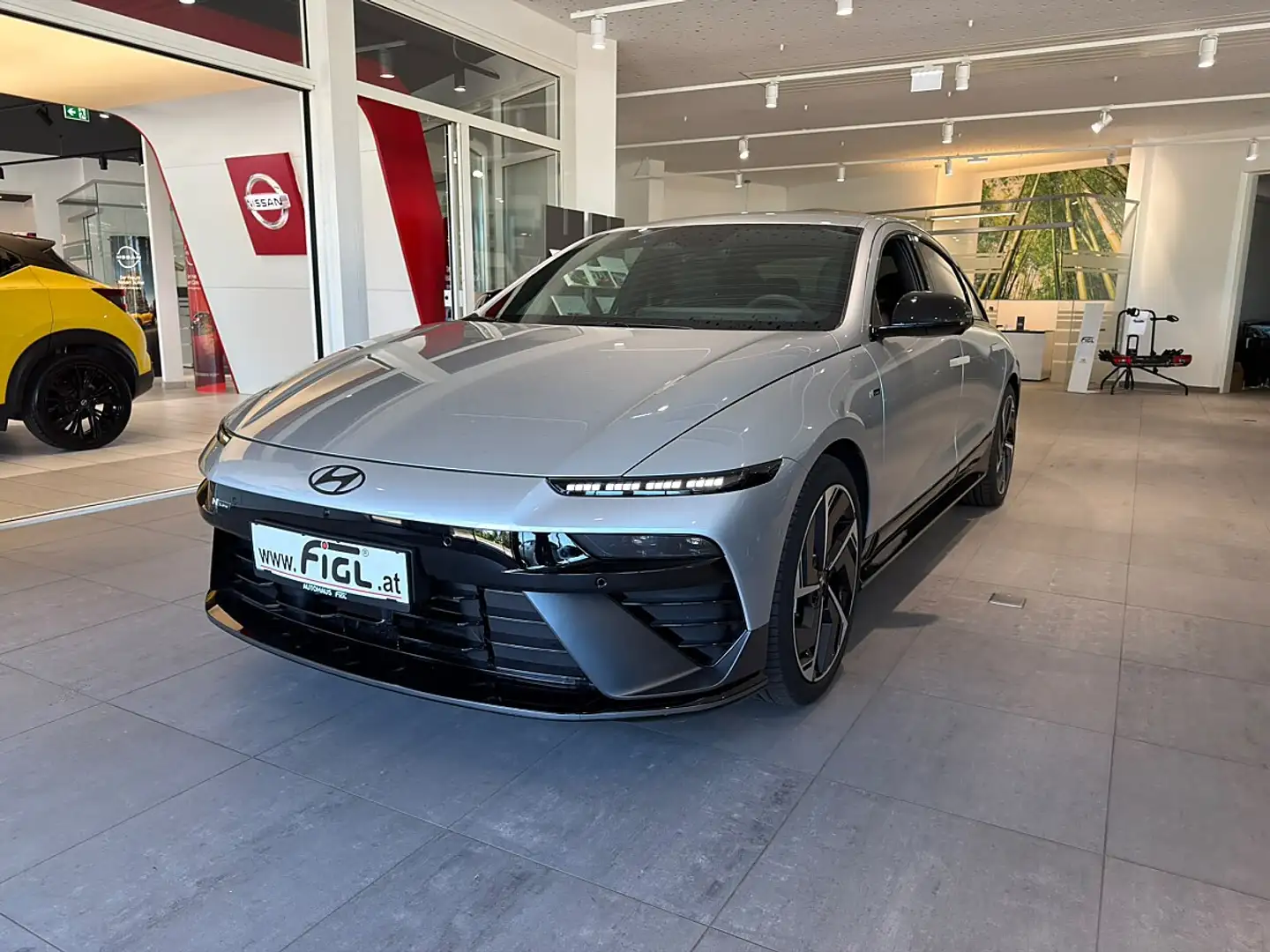 Hyundai IONIQ 6 Ioniq 6 Elektro 84kWh N-Line 4WD Silber - 1