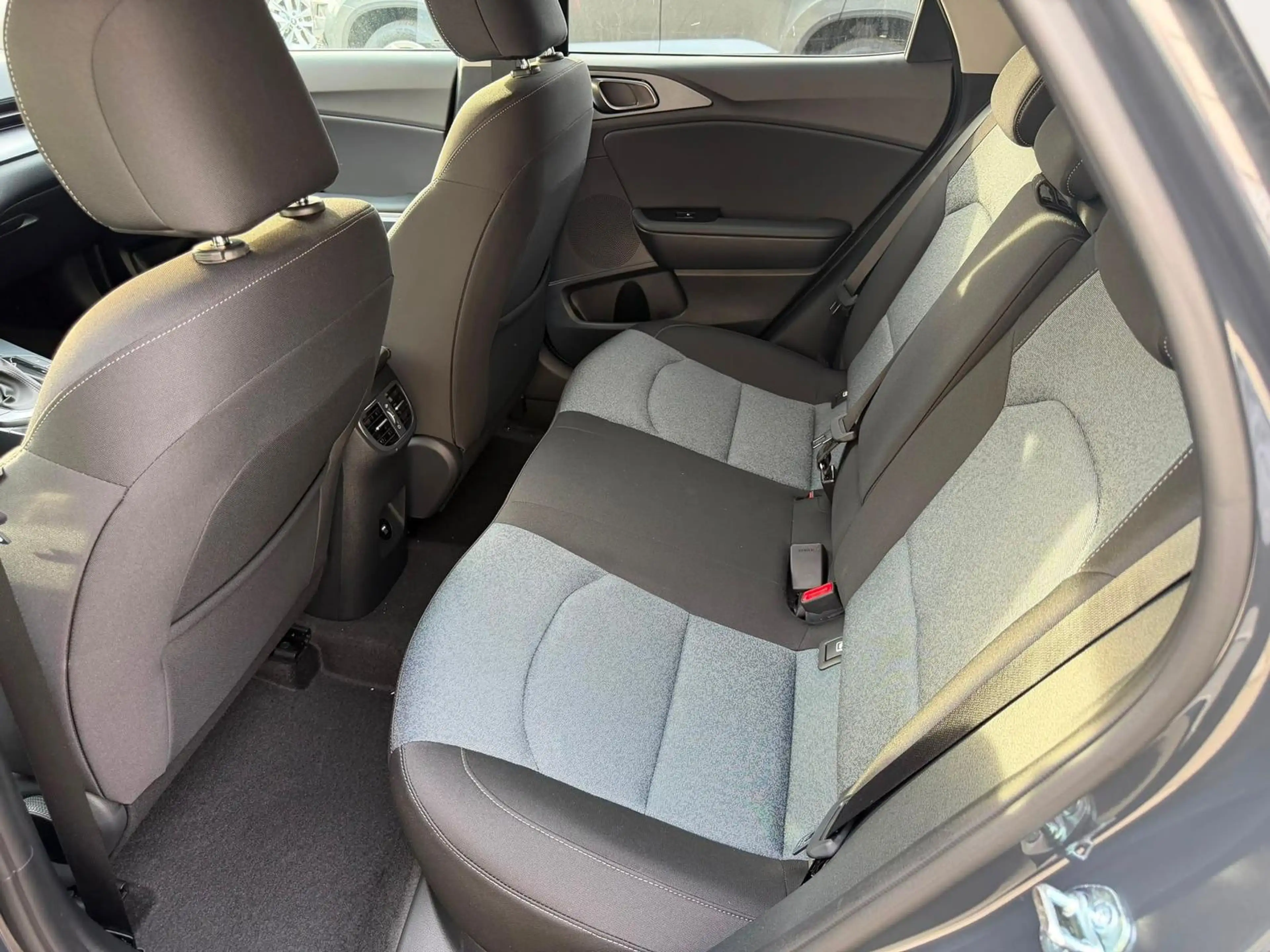 Kia XCeed Facelift 1.6 T-GDi DCT7 Android Auto*Navi*SHZ*Kame — photo 12