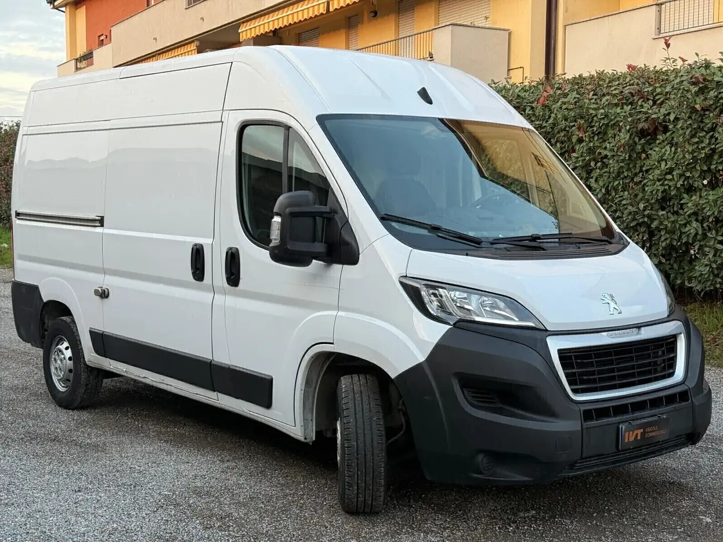 Peugeot Boxer Boxer 330 2.2 BlueHDi 140 S&S PM-TM Furgone Blanc - 1