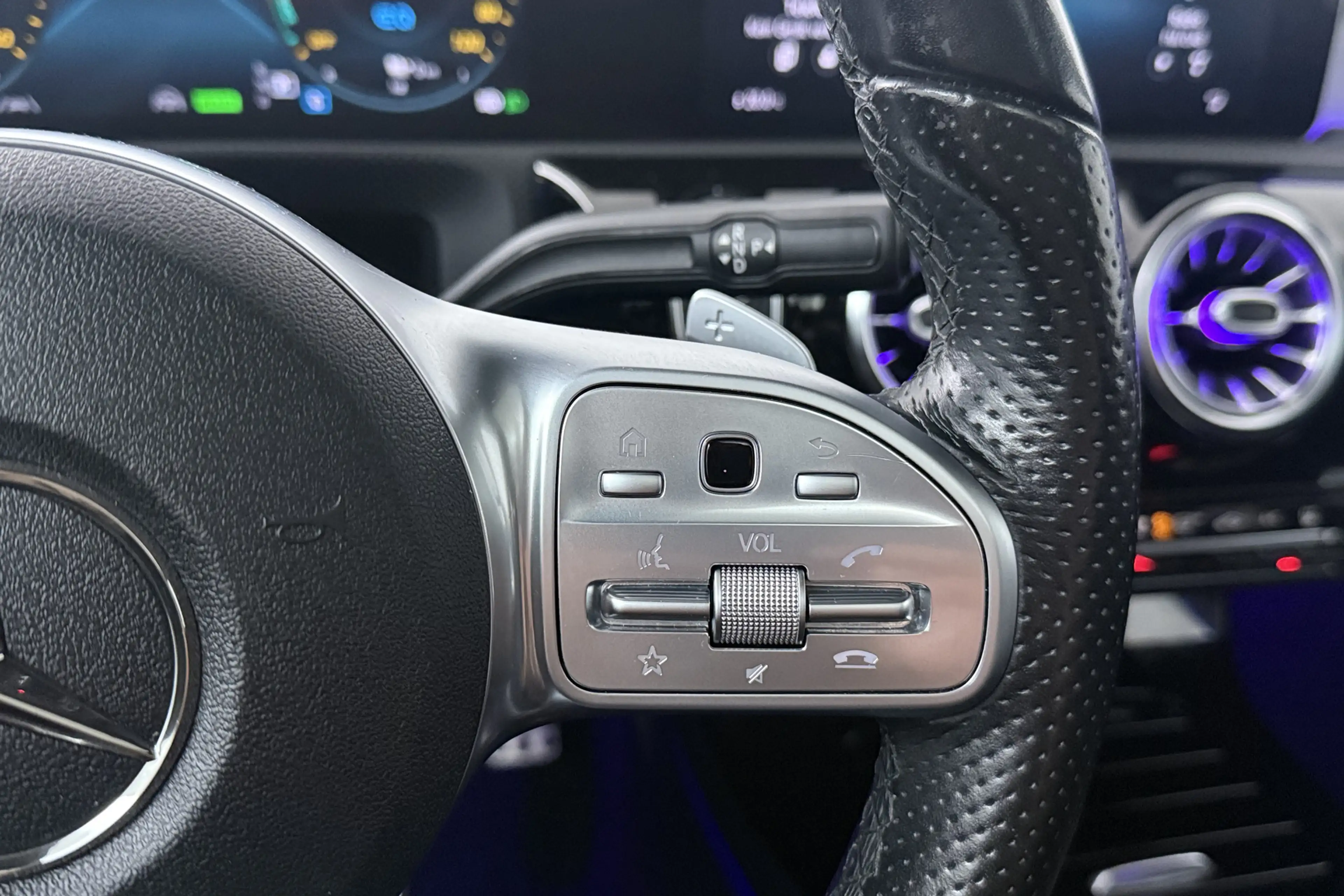 Mercedes-Benz A 250 e (PANORAMADAK, ELEKT. STOELEN, SFEERVERLICHTING, — photo 18