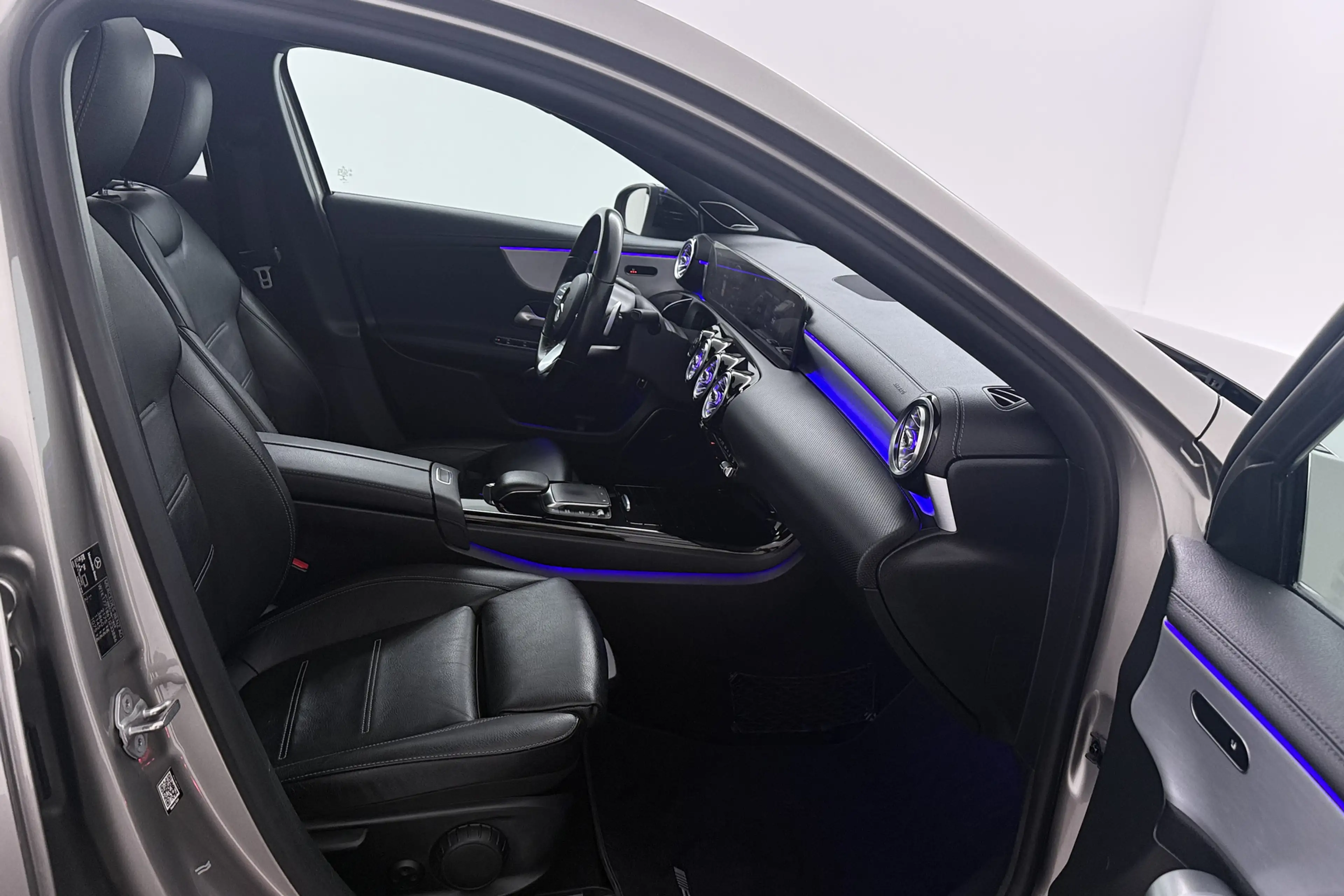 Mercedes-Benz A 250 e (PANORAMADAK, ELEKT. STOELEN, SFEERVERLICHTING, — photo 28