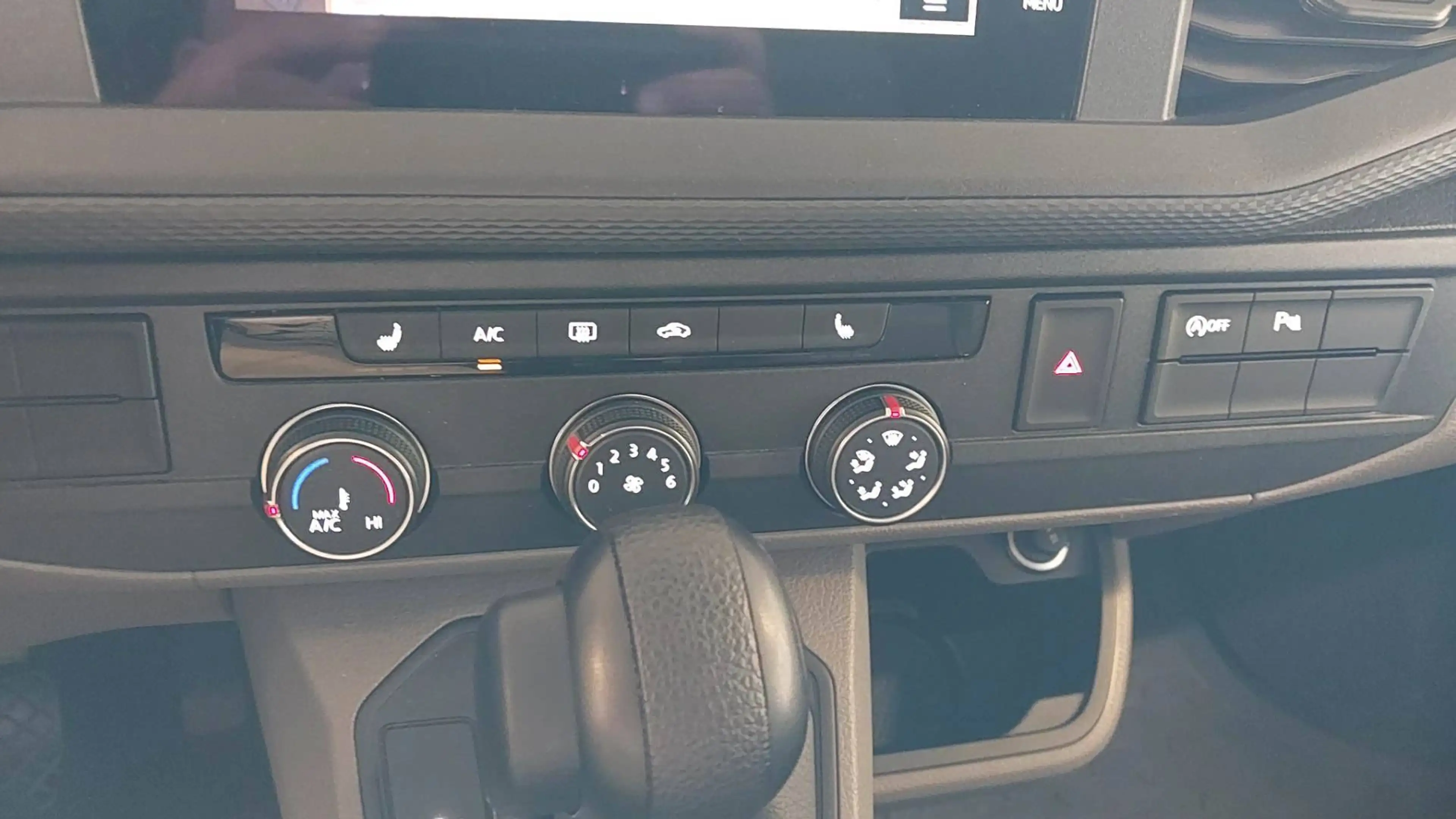 Volkswagen T6.1 Transporter Transporter T6.1 DSG Lang*1.Hd*Standhz*Sitzhz* — photo 15