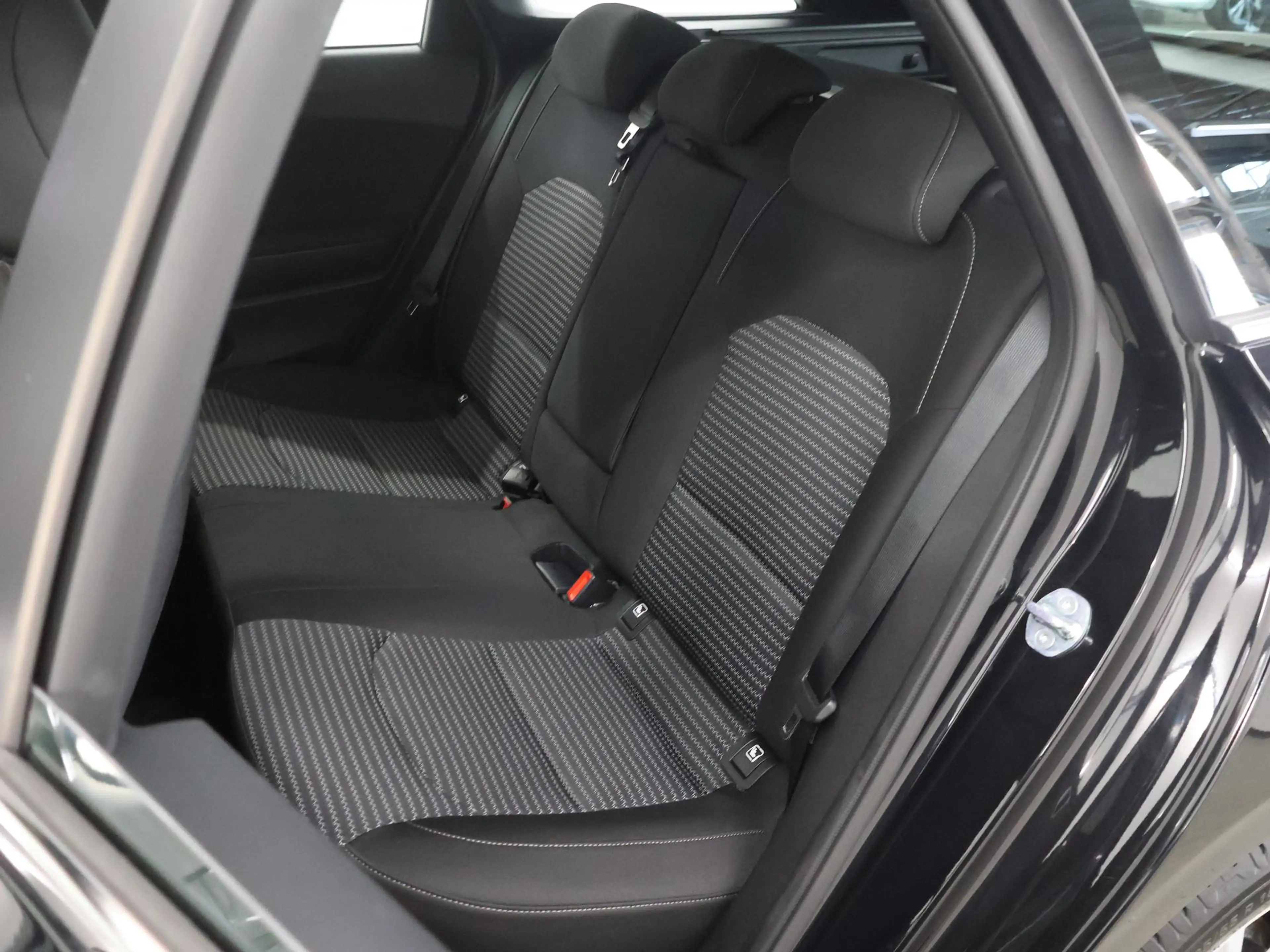 Kia Ceed SW / cee'd SW Sportswagon 1.5 T-GDi DynamicLine | Navigatie | Pa — photo 11