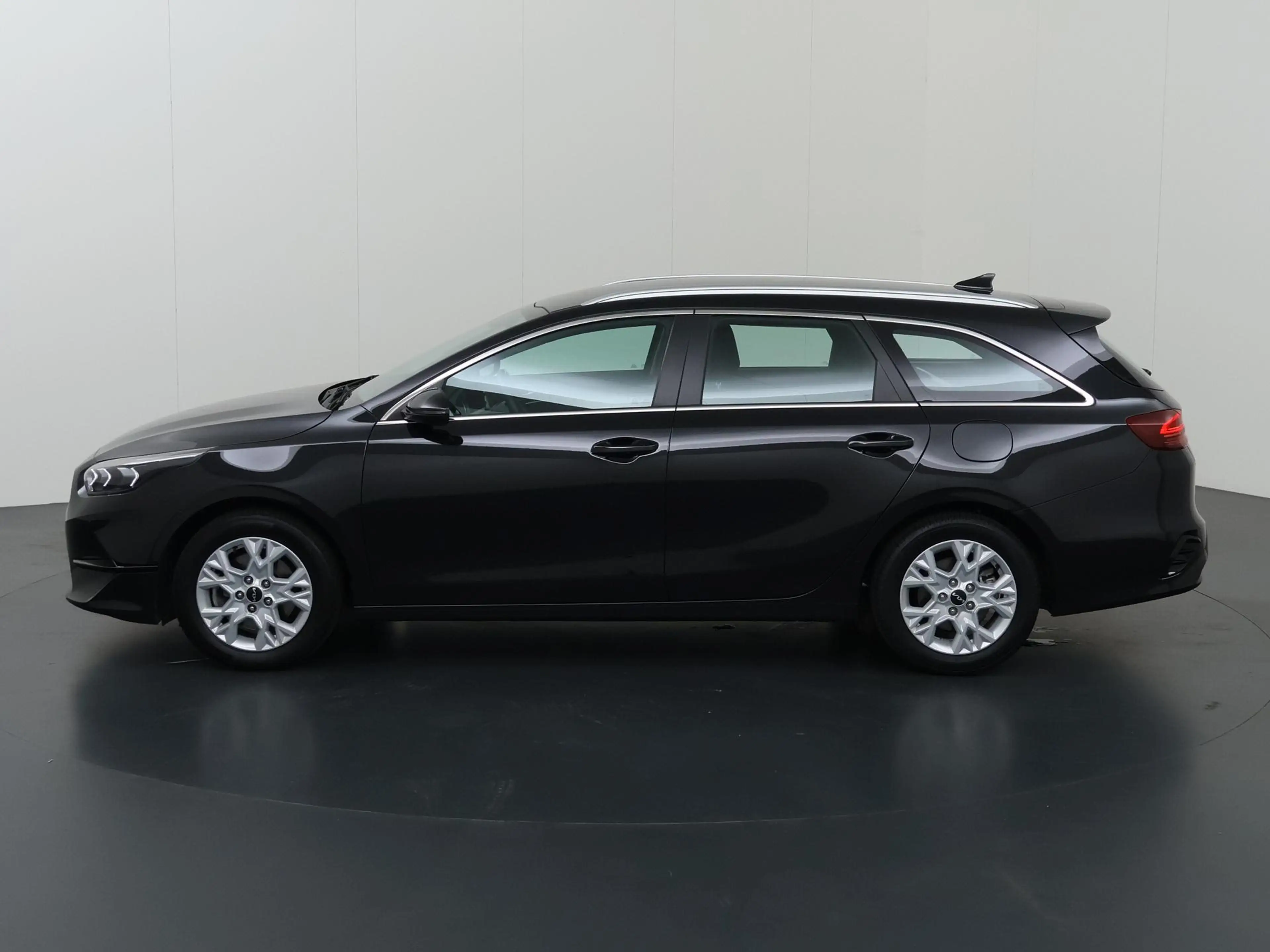 Kia Ceed SW / cee'd SW Sportswagon 1.5 T-GDi DynamicLine | Navigatie | Pa — photo 5