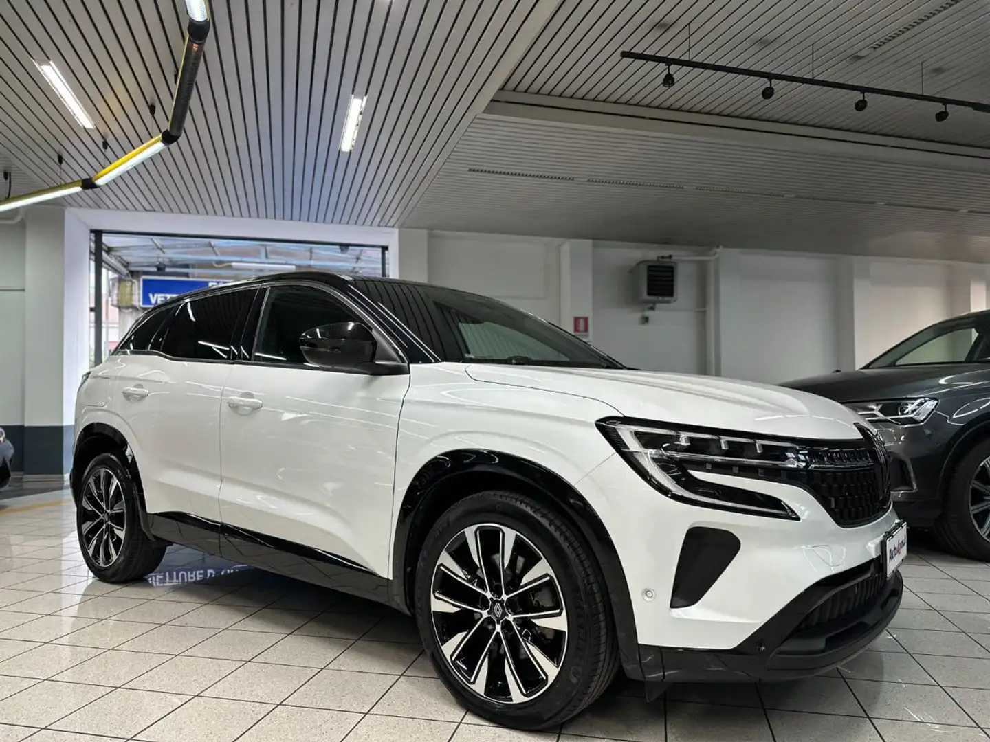 Renault Austral Austral Full Hybrid E-Tech 200 CV Techno UNI PROP Weiß - 1