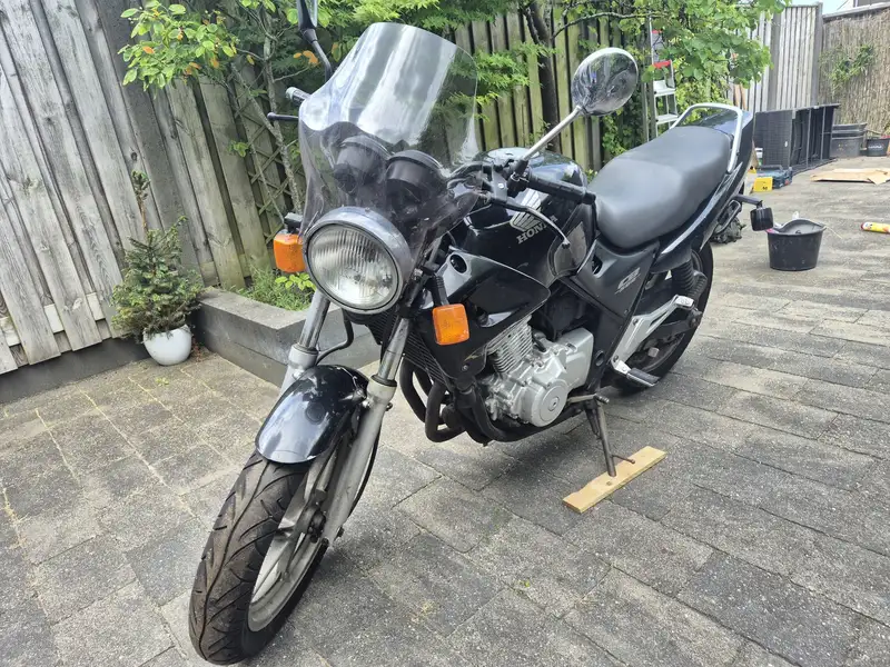 Honda CB 500 F - foto 4