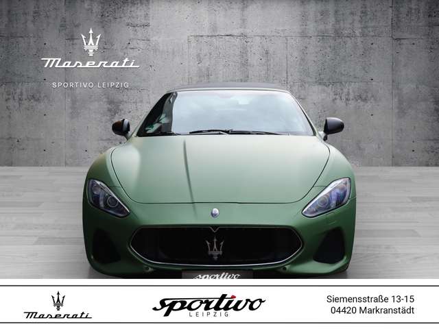 Imagine Maserati GranCabrio Sport MY18// Vollfolierung in grün matt