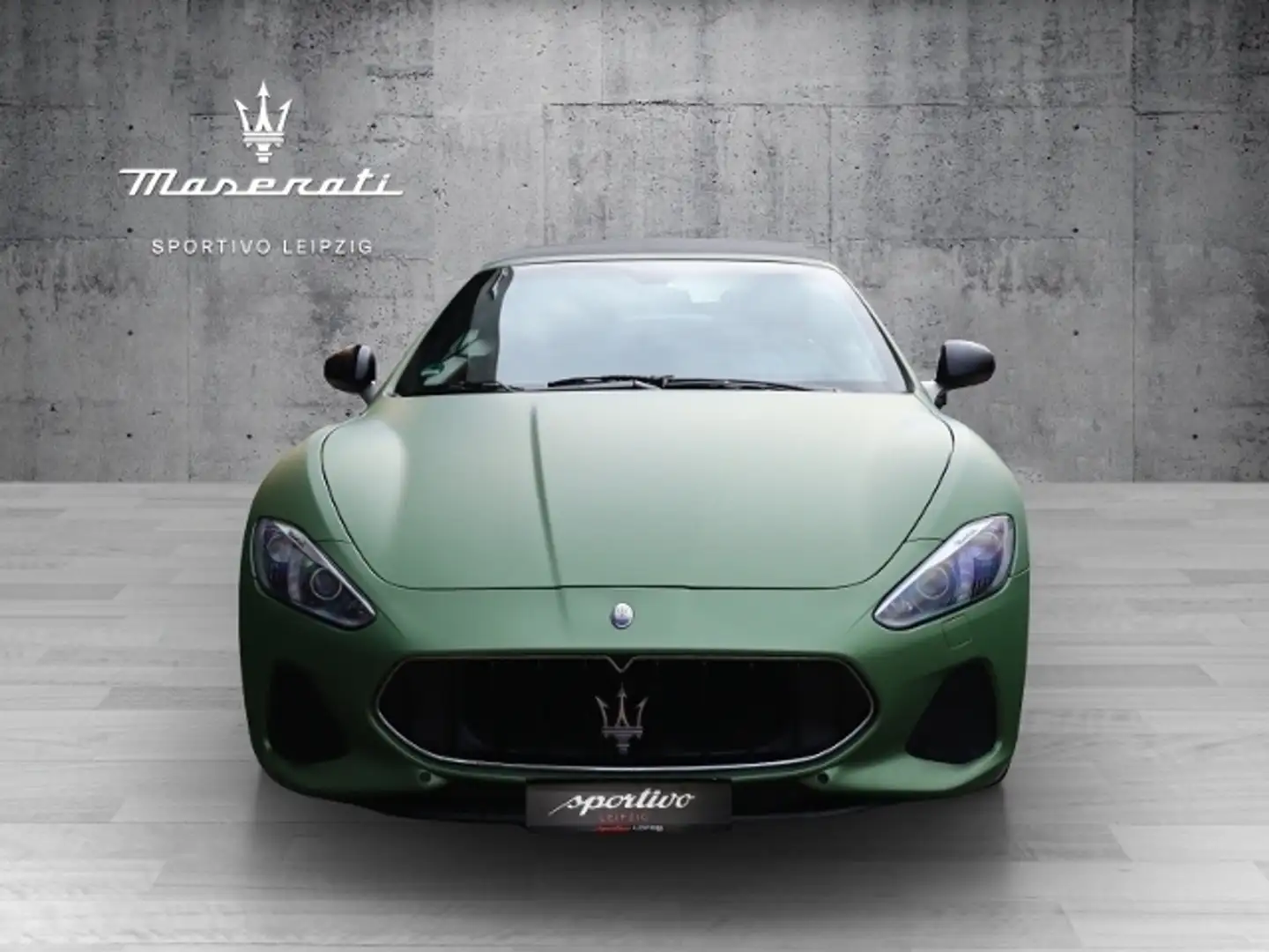 Maserati GranCabrio Sport MY18// Vollfolierung in grün matt Noir - 1