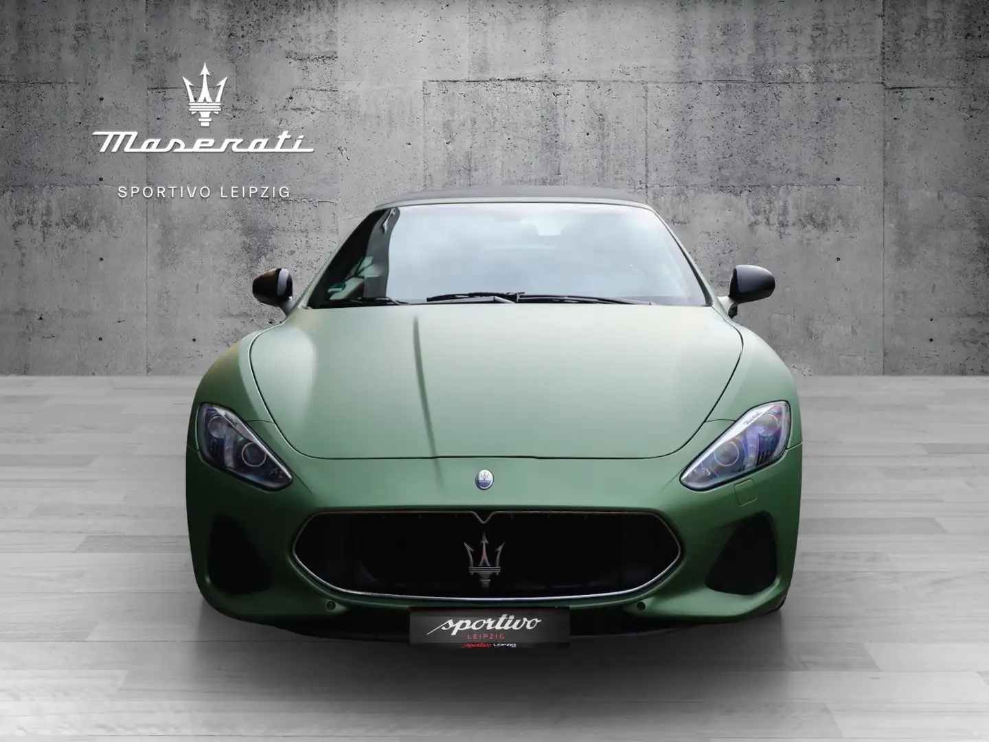 Maserati GranCabrio Sport MY18// Vollfolierung in grün matt Noir - 2