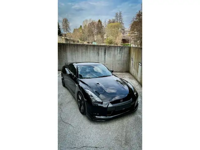 Nissan GT-R Black Edition Ansicht 14