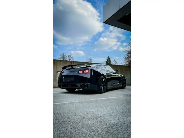 Nissan GT-R Black Edition Ansicht 21