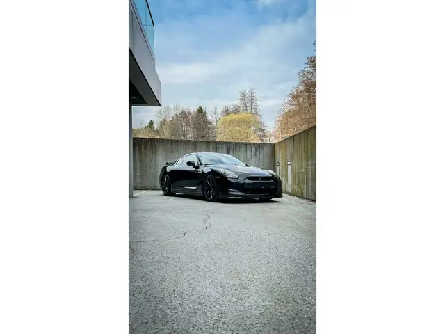 Nissan GT-R Black Edition Ansicht 19