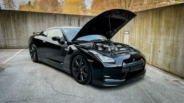 Nissan GT-R Black Edition Ansicht 6