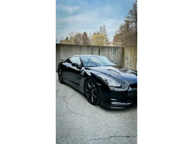 Nissan GT-R Black Edition Ansicht 20