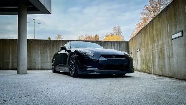 Nissan GT-R Black Edition Ansicht 3