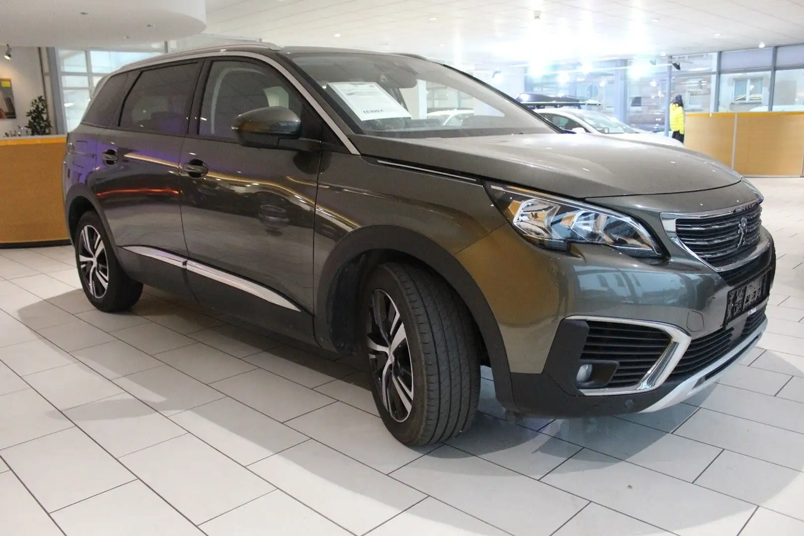 Peugeot 5008 Allure 1.2T NAVI/PDC/T-LEDER/TEMPOMAT Szary - 2