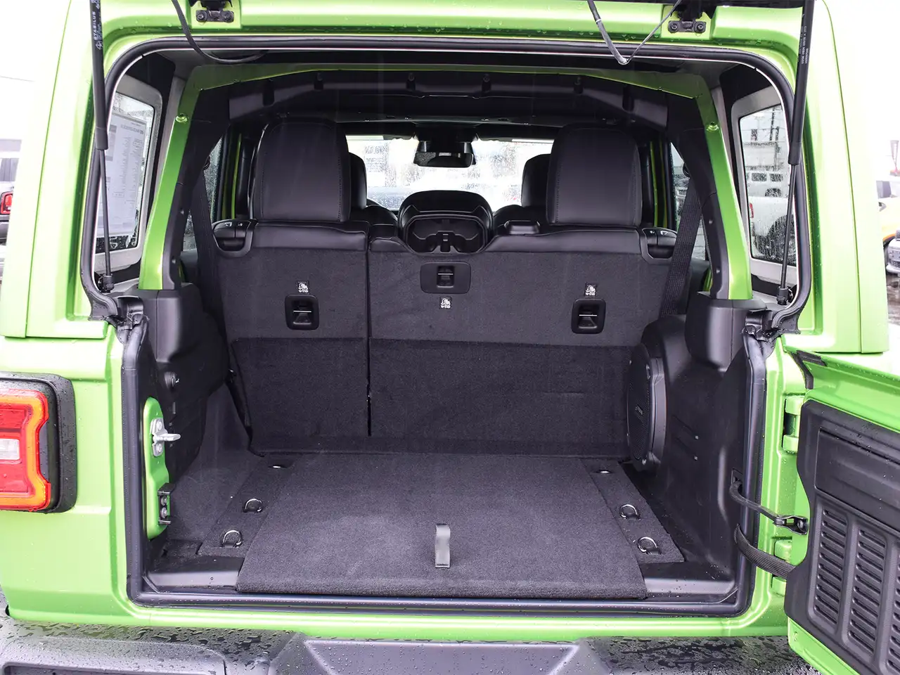 Jeep Wrangler снимка Jeep Wrangler