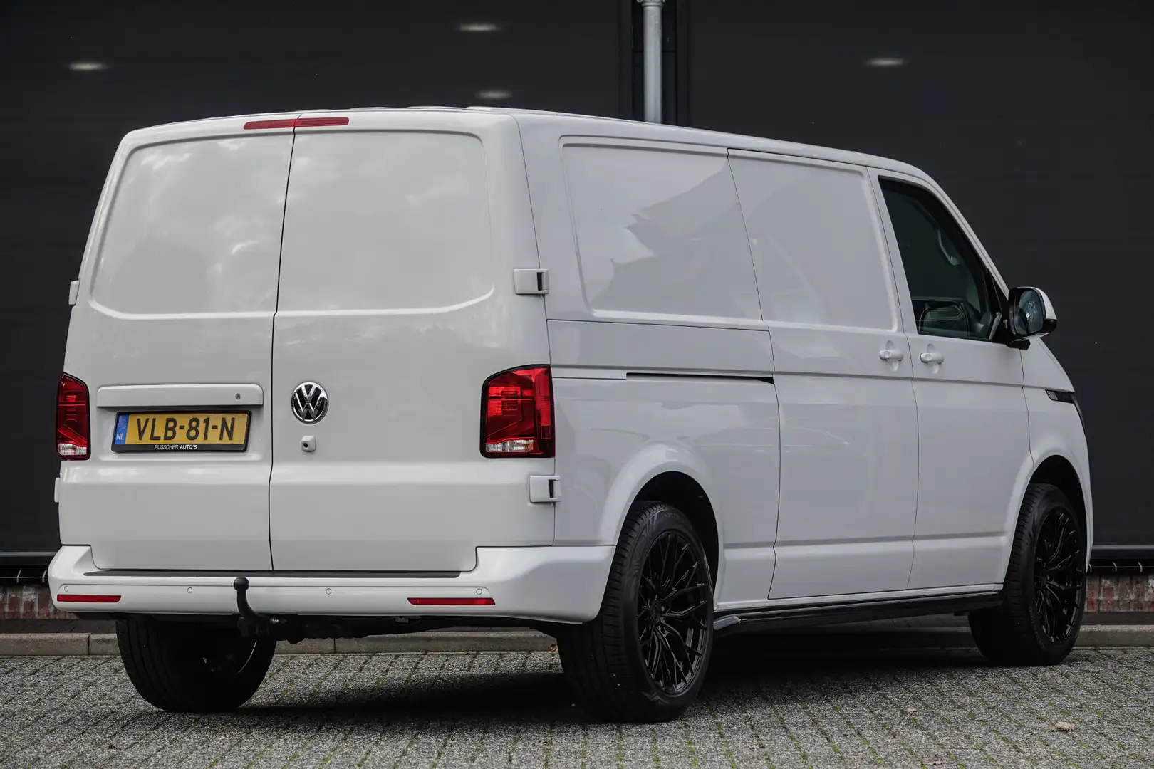 Volkswagen T6.1 Transporter L2H1 2.0Tdi 150Pk DSG7 | 28 | Stoel-Bank | Sidebar Wit - 2