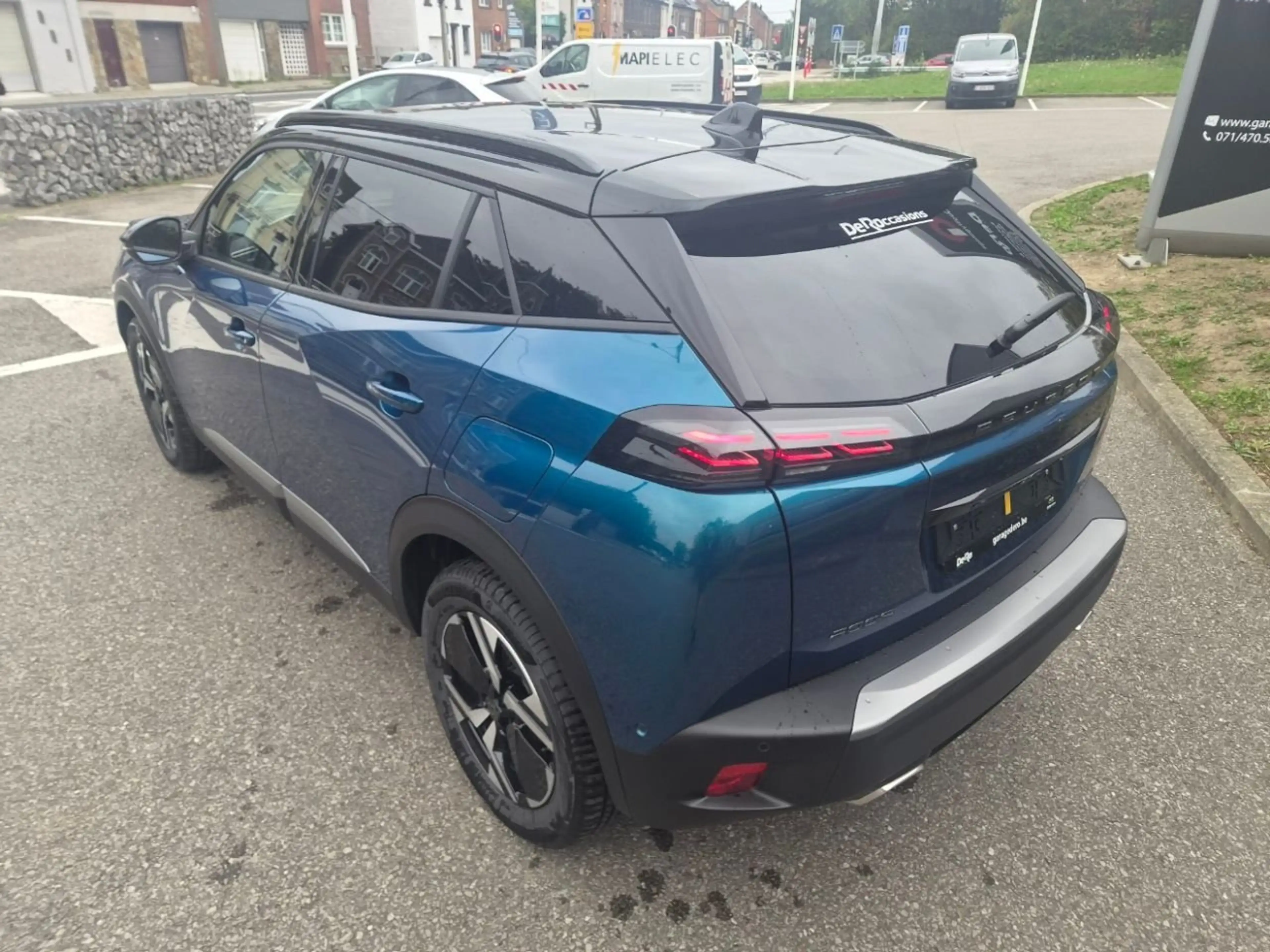 Peugeot 2008 GT 1.2 HYBRID 145 BOITE AUTOMATIQUE — photo 12